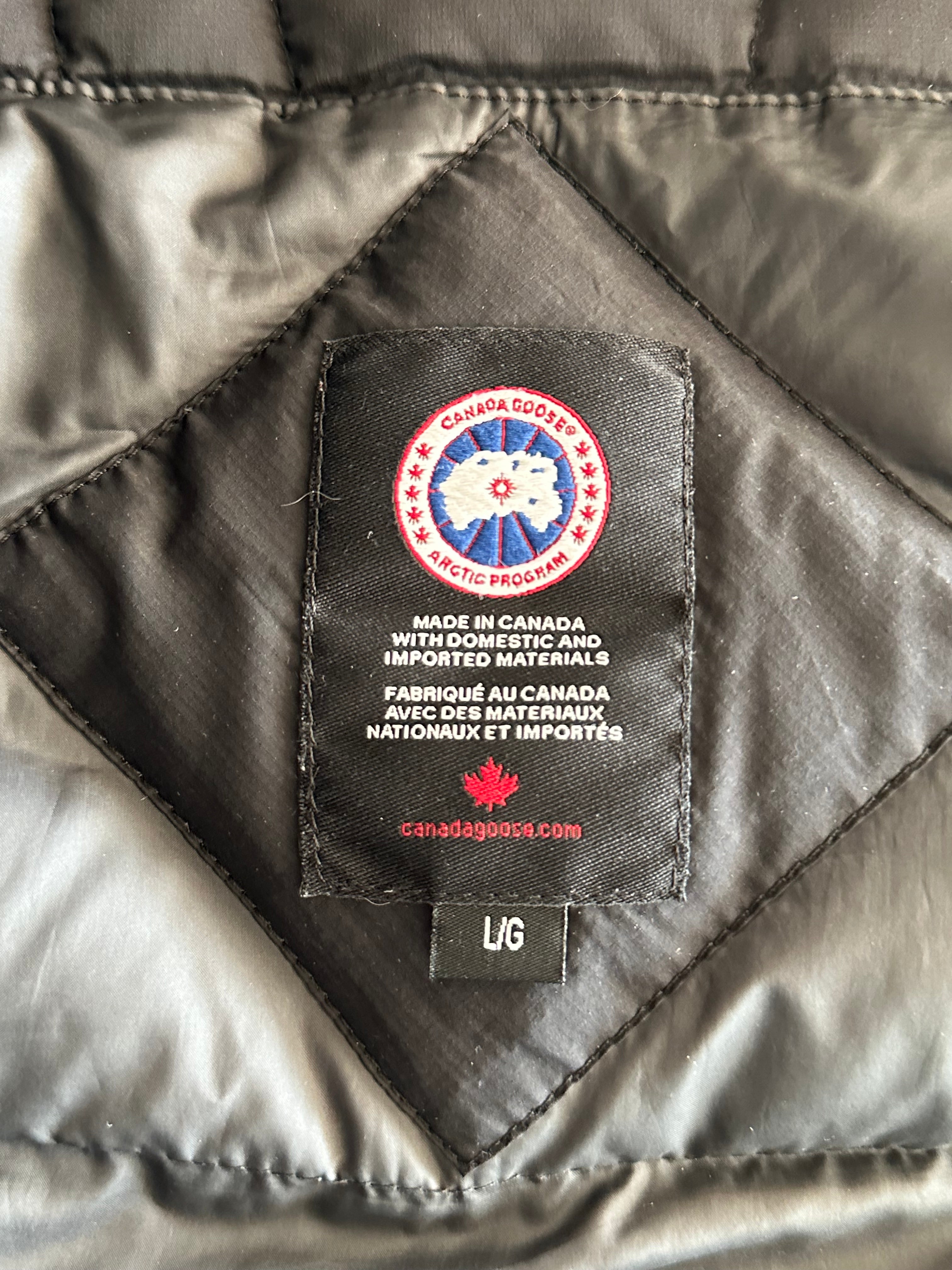 Canada Goose Black Brookvale Men's Waterproof Winter Jacket - Lightweight Insulated Parka for Extreme Cold Weather - Perfect for Skiing, Hiking & Outdoor Adventures