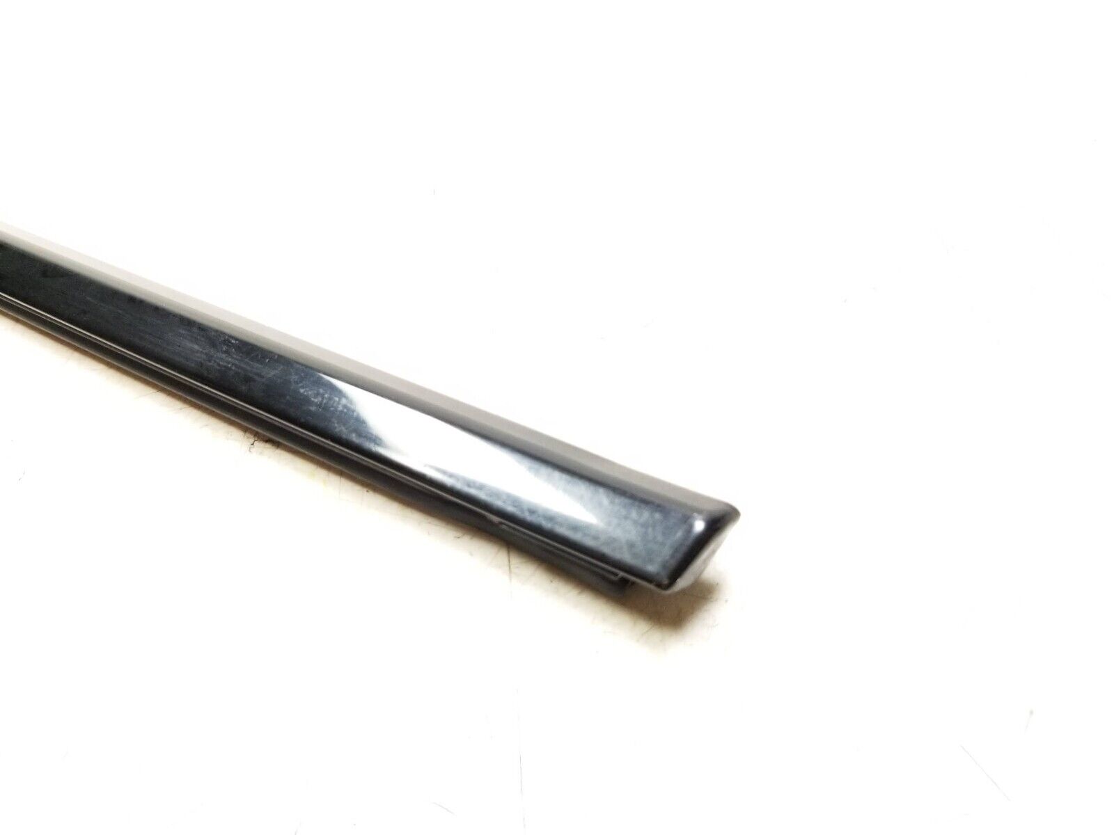 2006-2010 BMW 650i Left Front Door Molding Trim - Genuine OEM Replacement Part - Perfect for Car Restoration & Door Panel Repair
