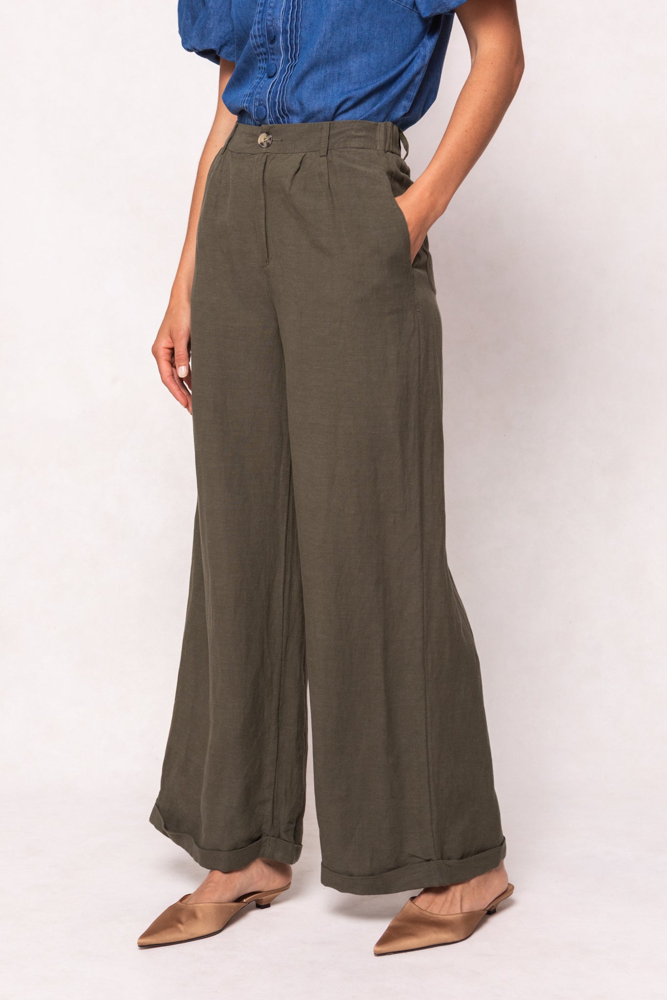 Veronica Women's Green Pants - Stylish & Comfortable Casual Trousers for Work, Travel & Everyday Wear