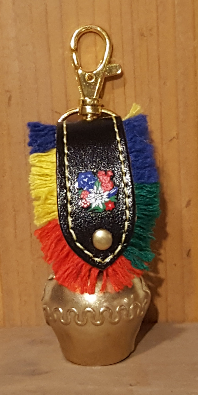 Mini Cowbell Key Ring - Small Metal Cowbell Keychain for Keys, Bags & Backpacks - Perfect for Sports Fans, Cheerleaders & Pet Training - Great Gift Idea for Cow Lovers