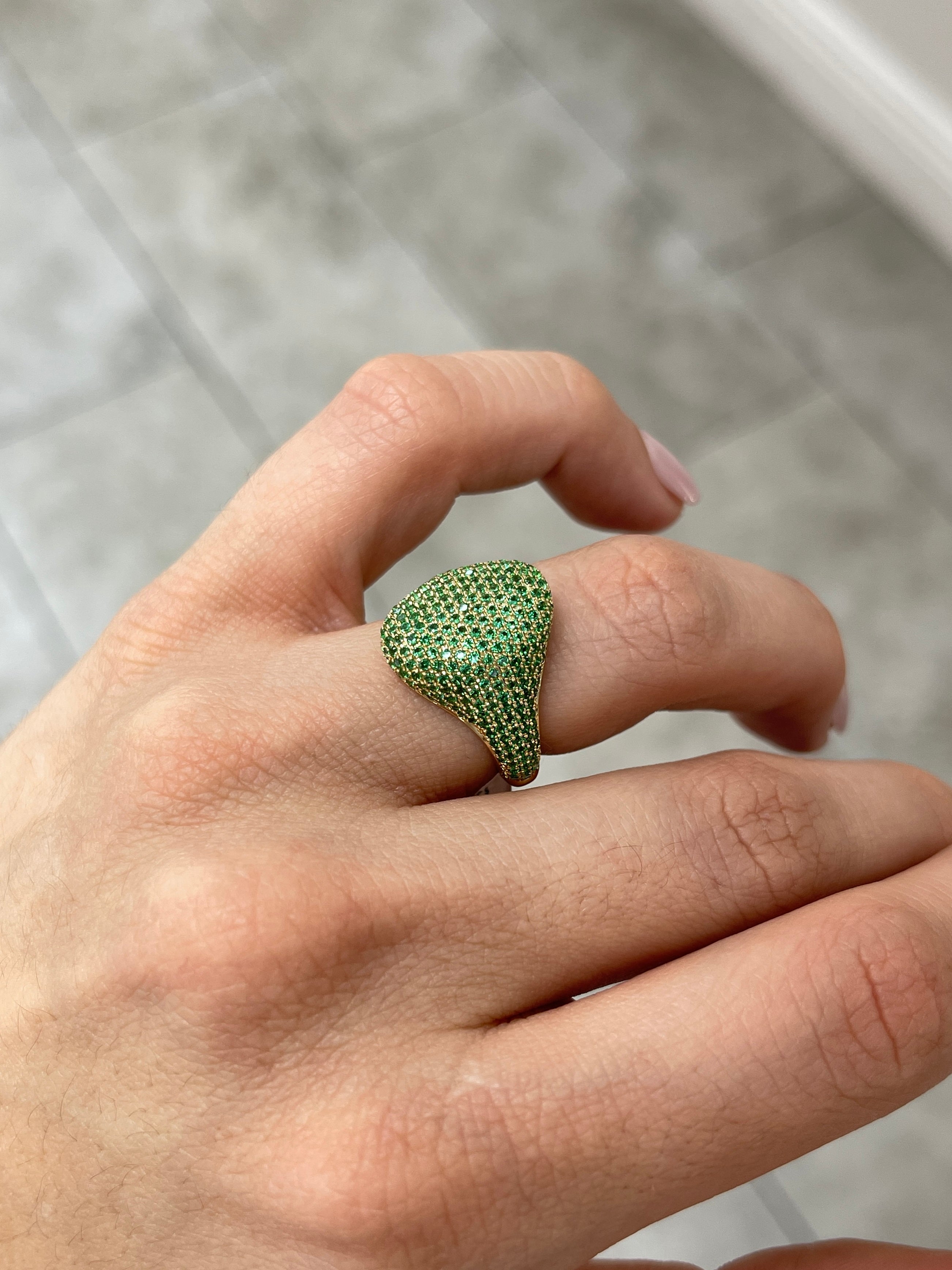 2.01 Carat Total Weight (CTW) Emerald Pave Signet Ring in 14K Gold - Elegant Jewelry for Women, Perfect for Weddings, Anniversaries & Special Occasions