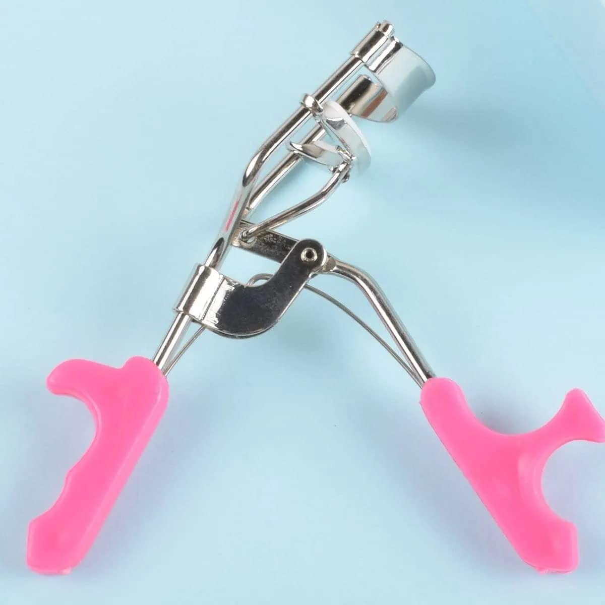 HEYOL Eyelash Curler for Women - Makeup Tool for Lashes (Multicolor) - Perfect for Daily Beauty Routine
