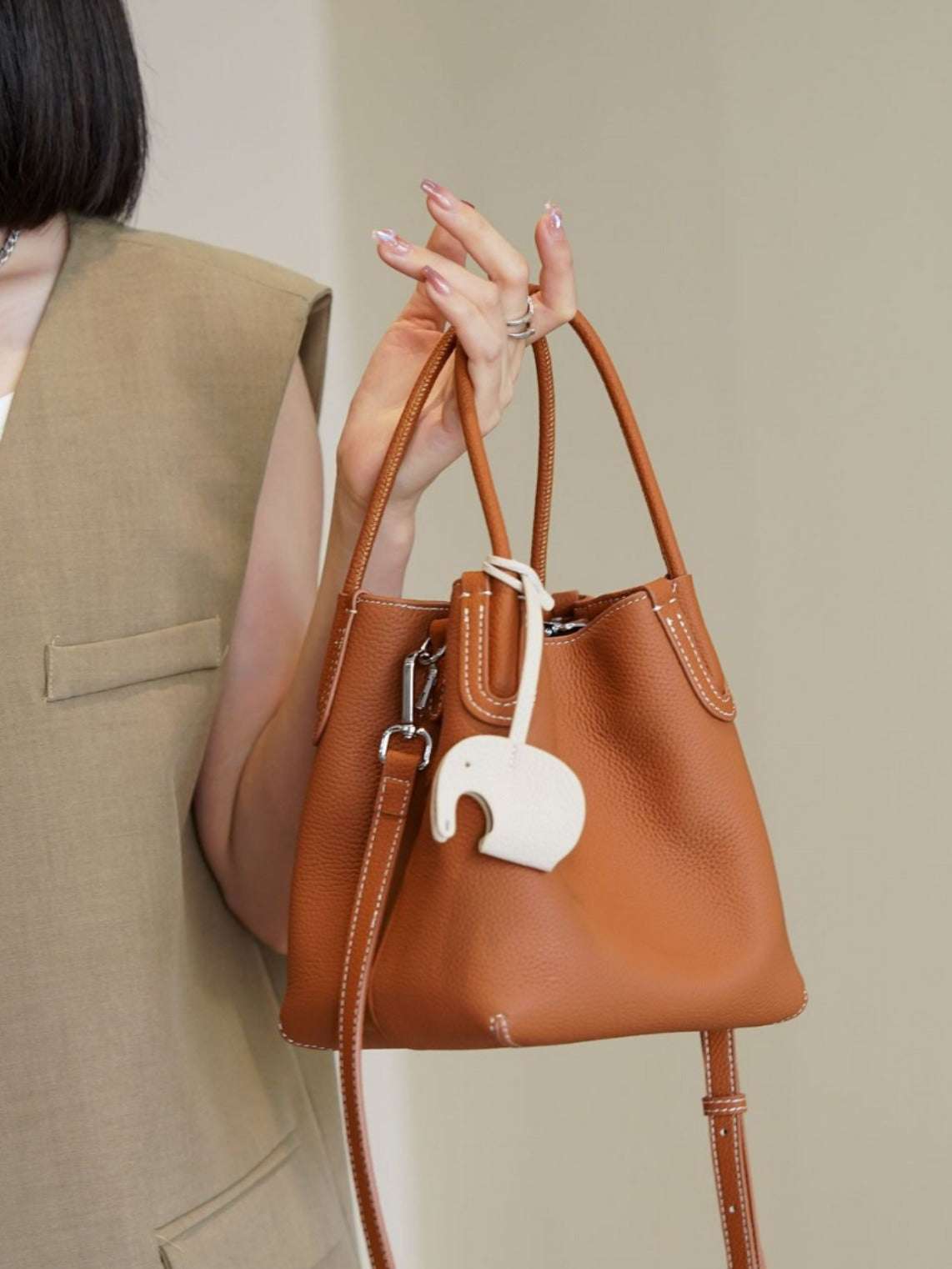 Mini Leather Bucket Bag for Women - Stylish Crossbody Purse with Adjustable Strap, Perfect for Daily Use, Travel & Shopping