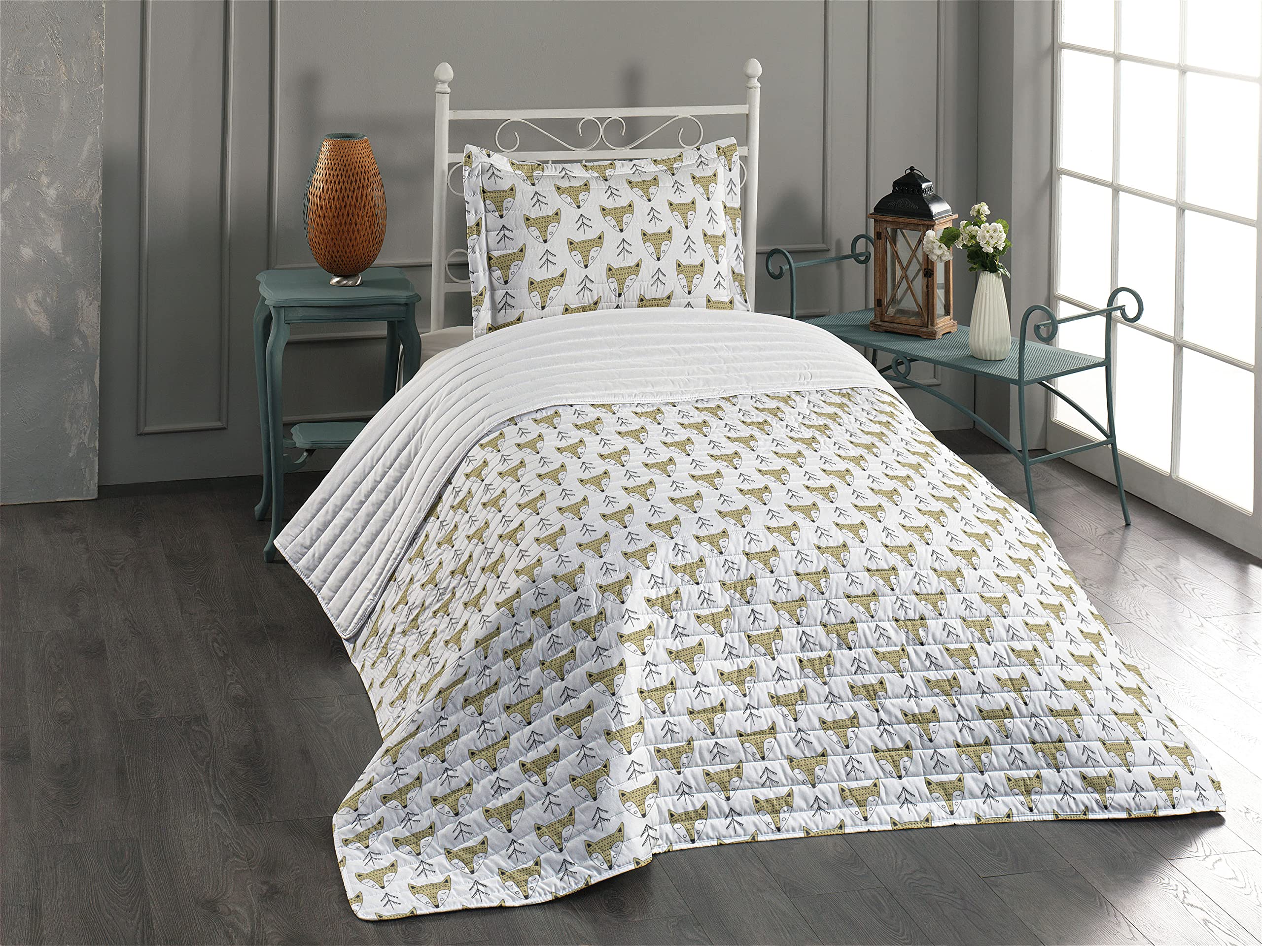 Ambesonne Cartoon Microfiber Twin Bedspread Set - Doodle Style Forest Animals with Hand Drawn Fox & Trees - Soft Bedding Comforter & Pillow Sham - Beige Black White - Perfect for Kids Room, Nursery or Cozy Bedroom Decor