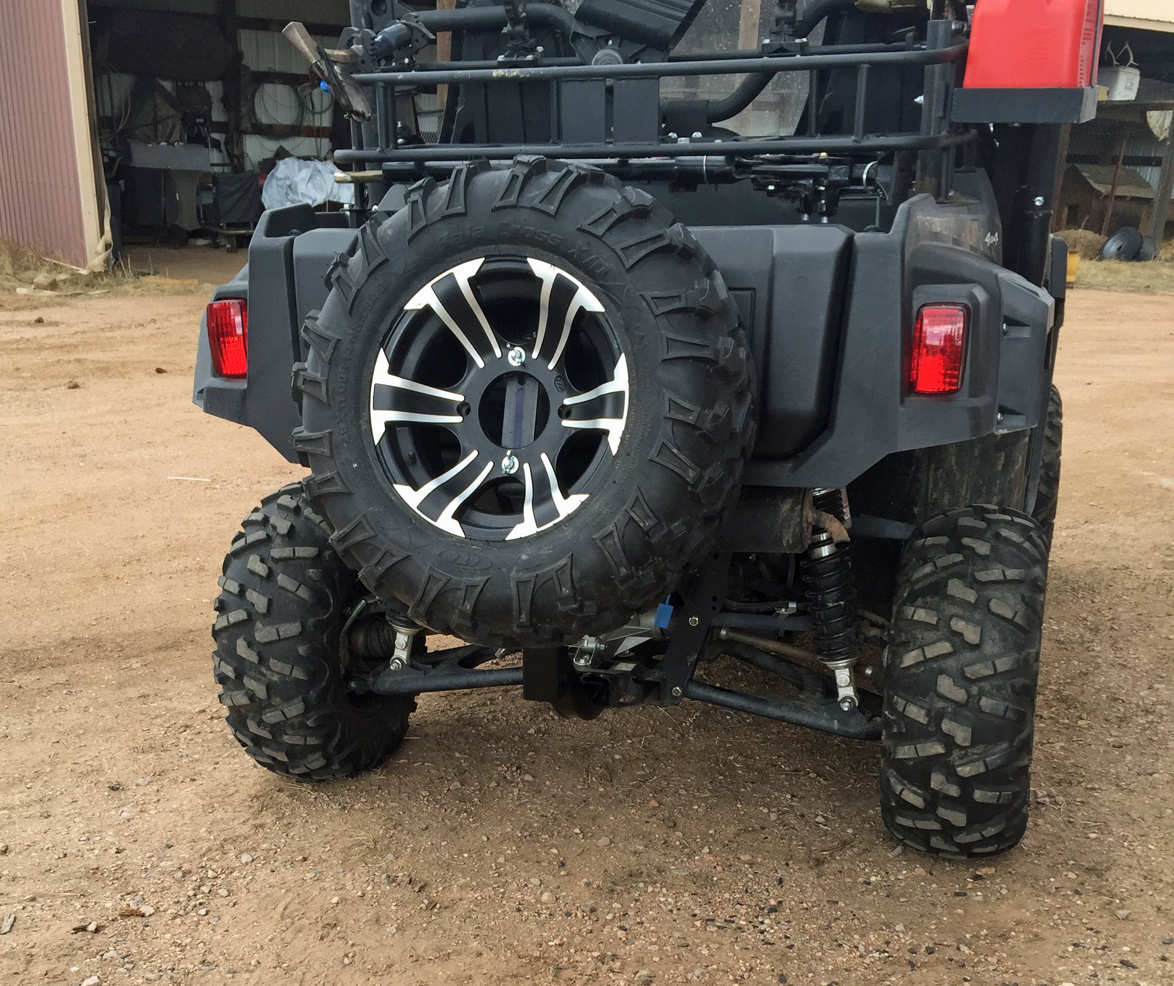 Heavy Duty Off Road Curved Lower One Piece ATV/UTV Spare Tire Mount U-4046 - Eliminates Ground Hang-up in Rough Terrain - Maximum Strength Design for Adventure & Off-Roading