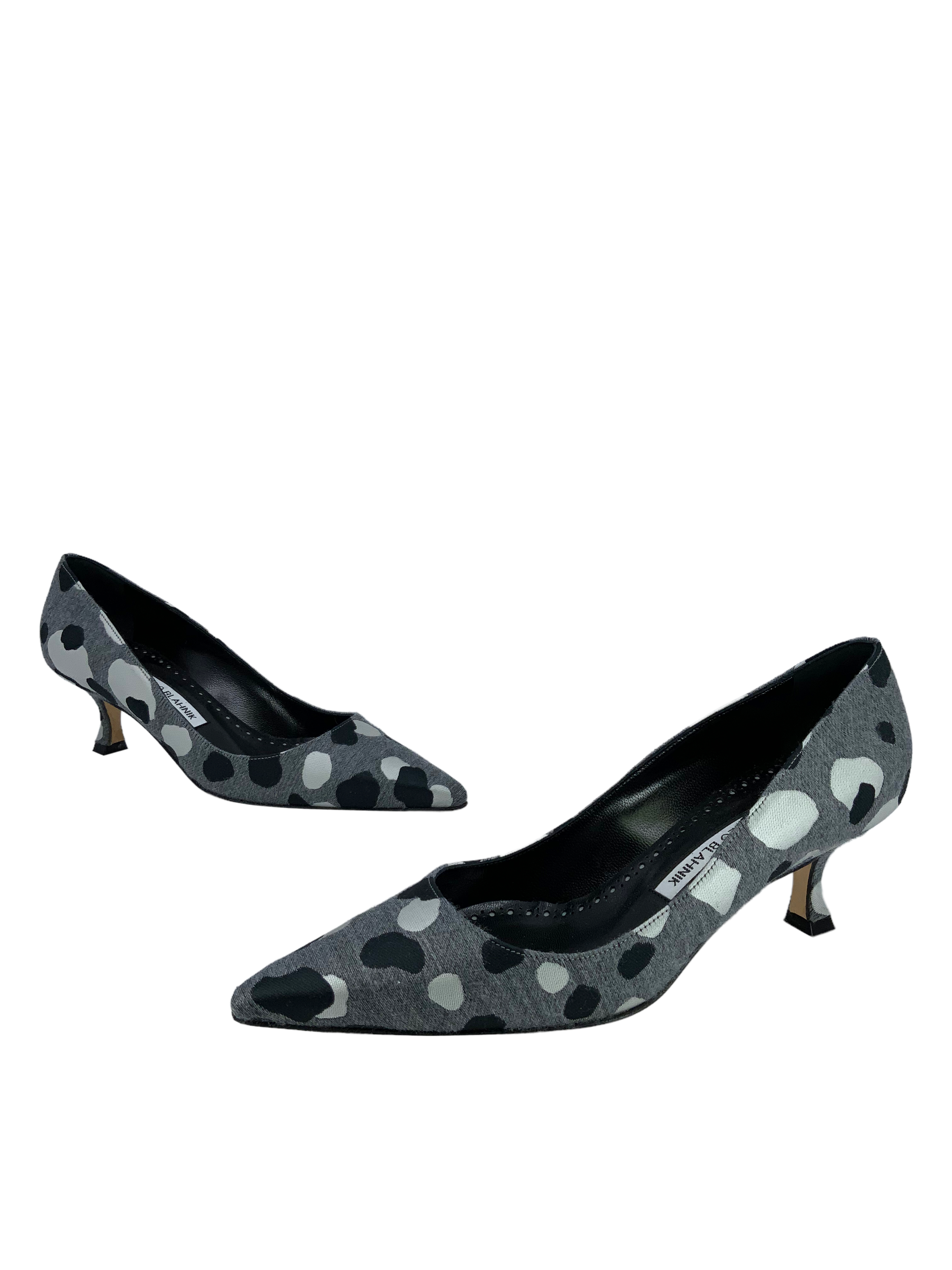 Manolo Blahnik Polka Dot Fabric Pumps Women's Size 7.5 US | Elegant Round Toe Heels for Party, Wedding & Special Occasions