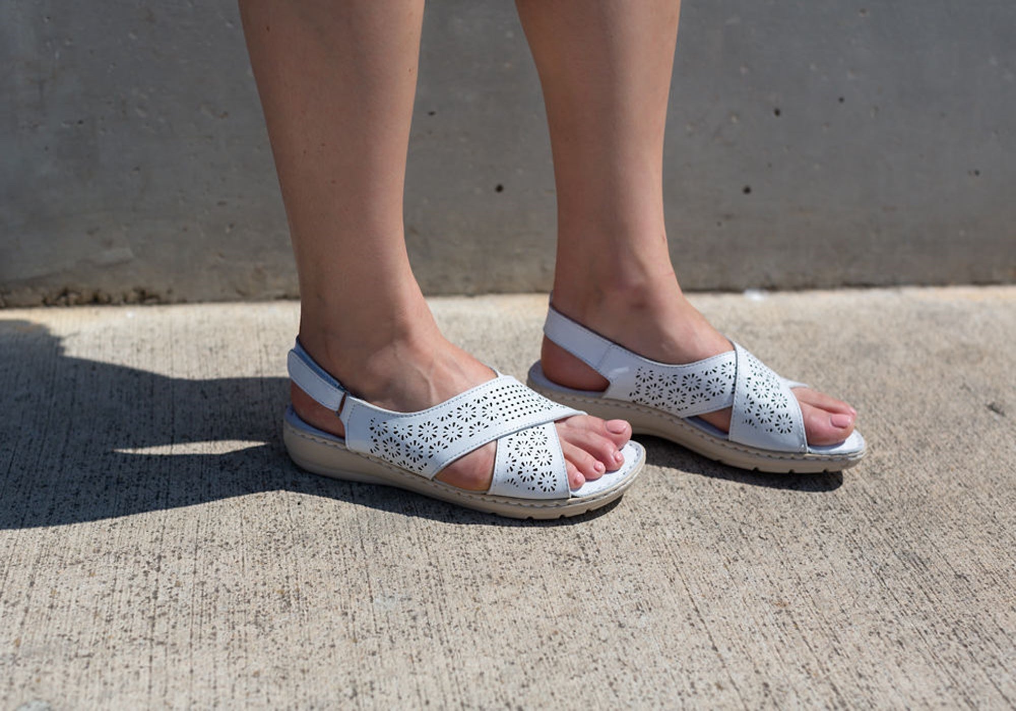 Orizonte Audrey Women's European Leather Comfortable Cushioned Sandals - Stylish & Supportive Summer Walking Shoes for Beach, Travel & Casual Outings