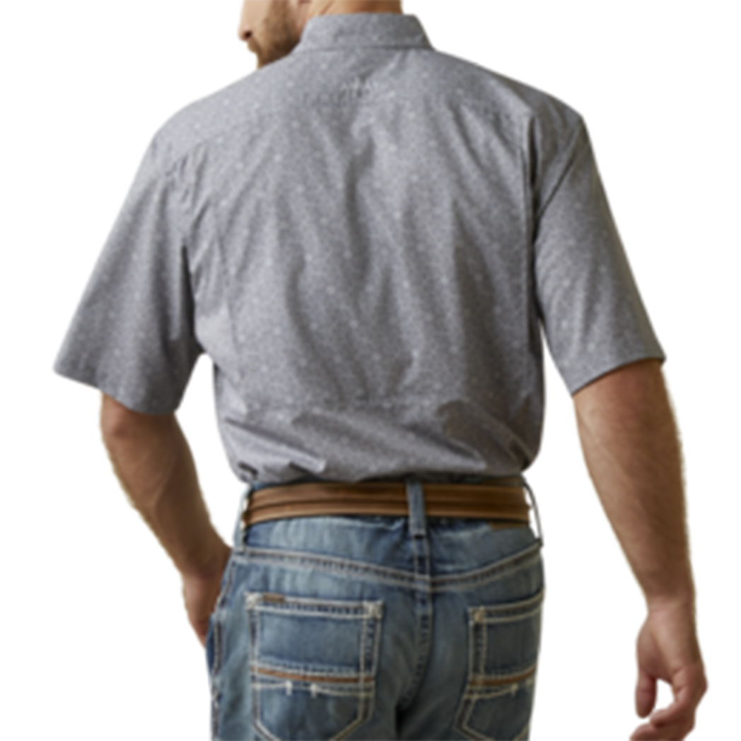 Ariat Men's Short Sleeve VentTEK Cloud Croft Classic Fit Shirt - Moisture Wicking & Breathable Work Shirt for Outdoor Activities, Hiking, and Casual Wear