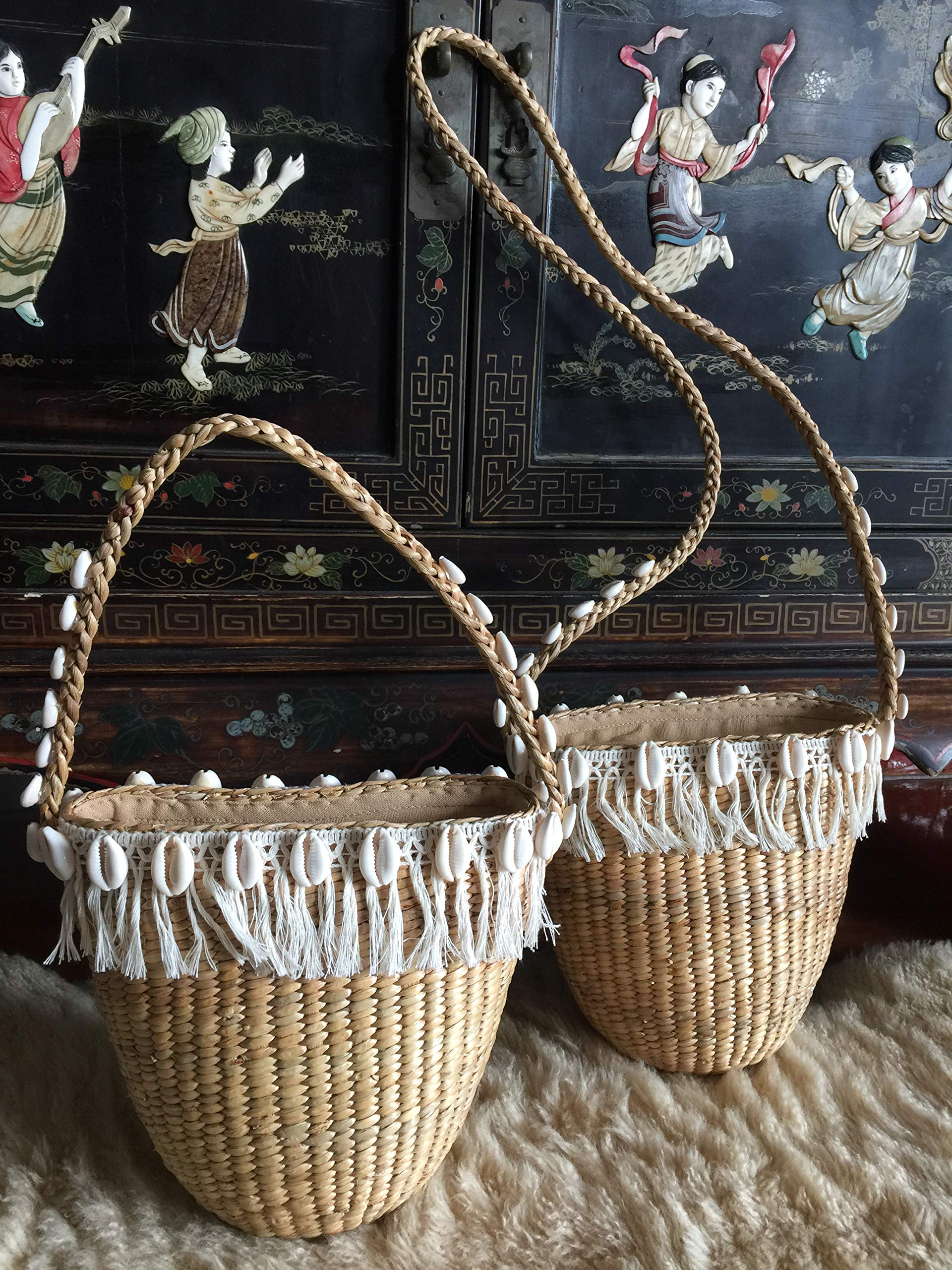 Handwoven Straw Tote Bag with Tassel - Natural Beach Bag for Women, Summer Shopping Purse & Small Basket Bag | Perfect for Beach Outings, Picnics, and Summer Fashion Accessories