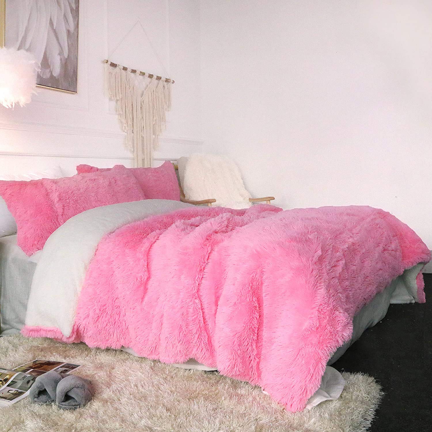 Sleepwish Pink Plush Duvet Cover Set - Ultra Soft Violet Faux Fur Bedding for Twin, Full, Queen & King Size Beds | Includes Duvet Cover & 2 Pillow Shams | Cozy Winter Bedroom Decor for Girls, Teens & Women | Perfect for Master Bedroom, Guest Room & Dorm Decor
