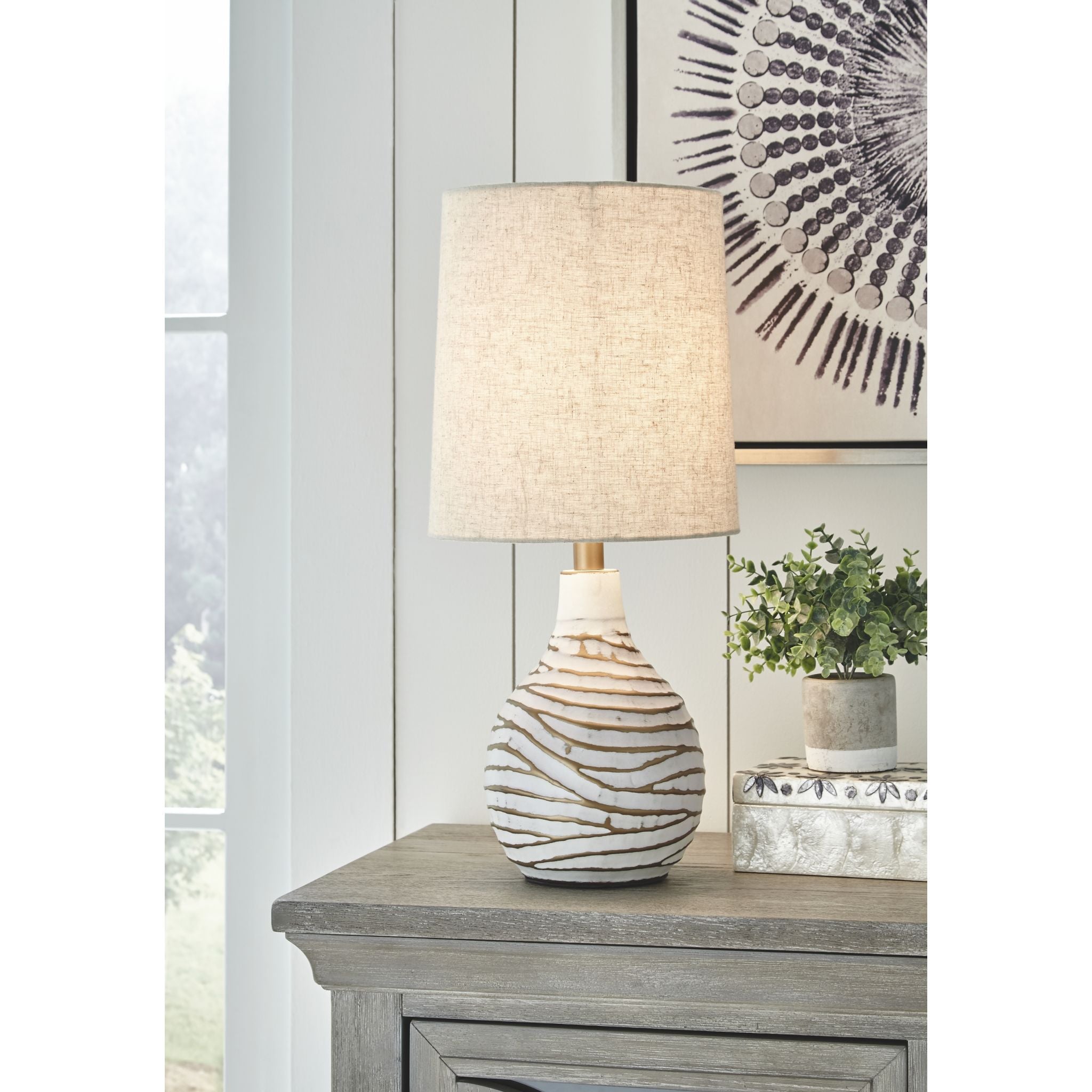 Aleela Modern Table Lamp - 21.5 Inch Height, LED Bedside Lamp with USB Port, Adjustable Brightness for Living Room, Bedroom & Office (Warm White Light) - Perfect for Reading, Working & Relaxing