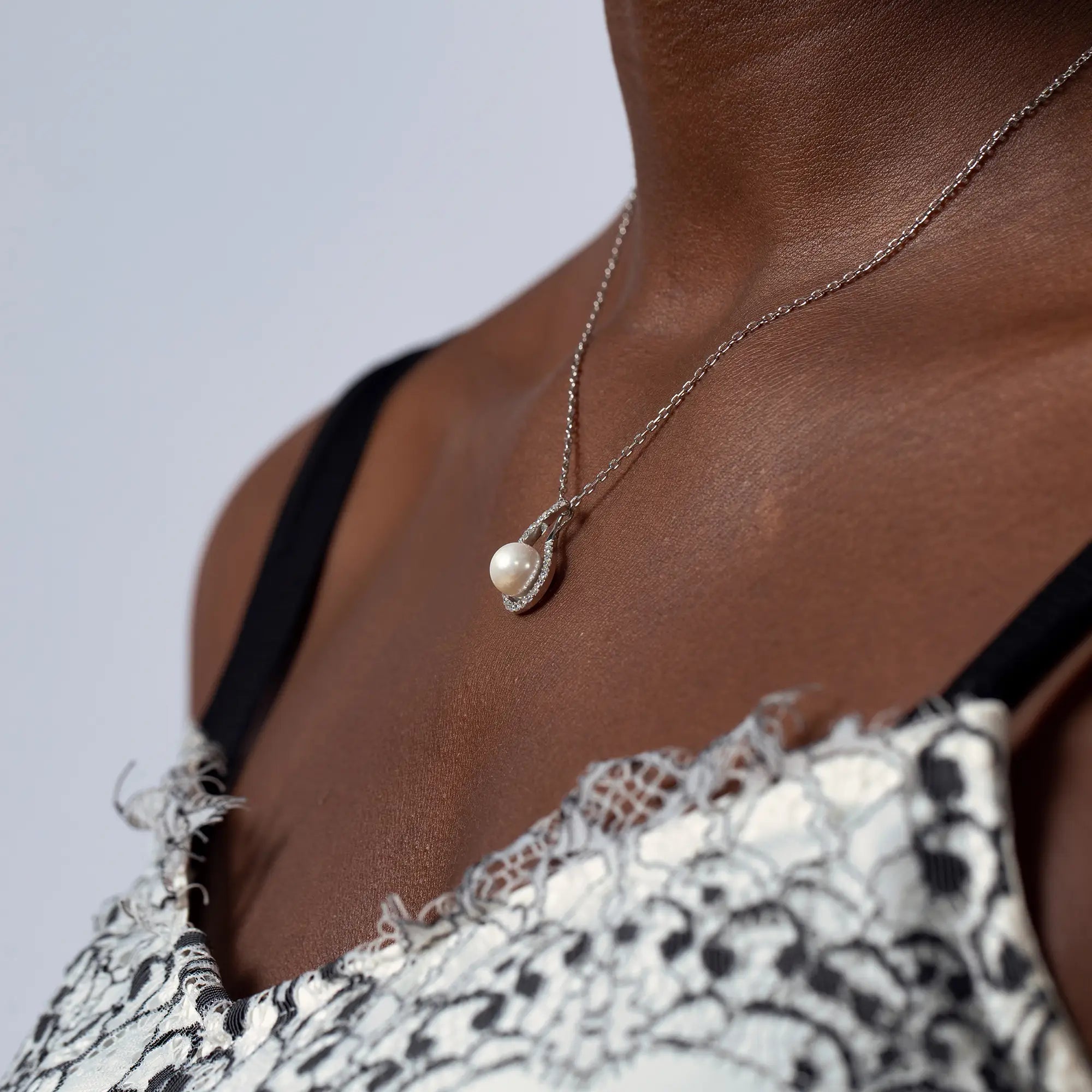 Pearl Infinity Necklace for Women - Elegant 18K Gold Plated Sterling Silver Jewelry Gift for Her - Perfect for Anniversaries, Birthdays & Special Occasions