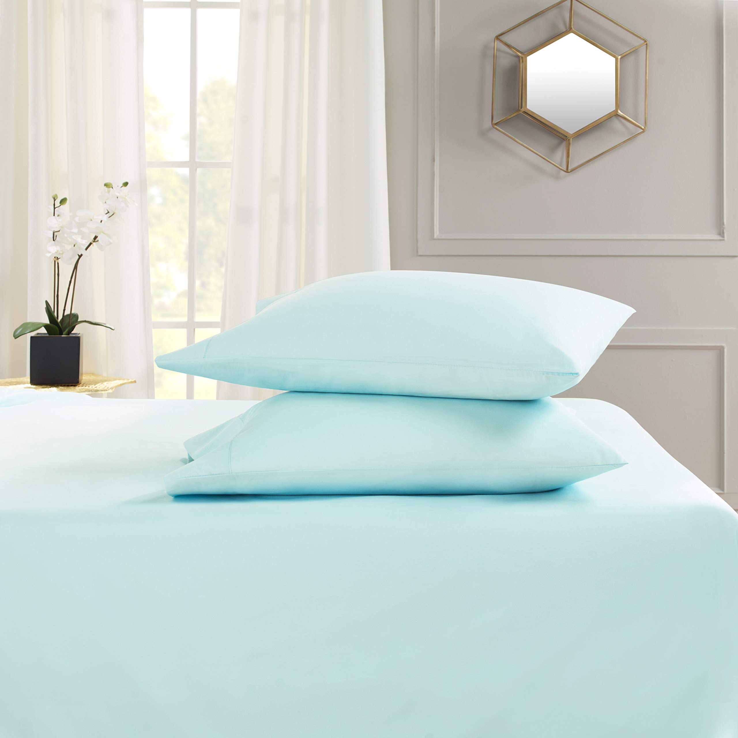 Empyrean Twin Sheets Set - 3 Piece Super Soft Microfiber Bedding - Breathable Double Brushed Hotel Luxury Light Blue Twin Size Sheets with Deep Pockets & Elastic Corners - Perfect for Guest Rooms, Dorms, Kids' Bedrooms & Cozy Sleep