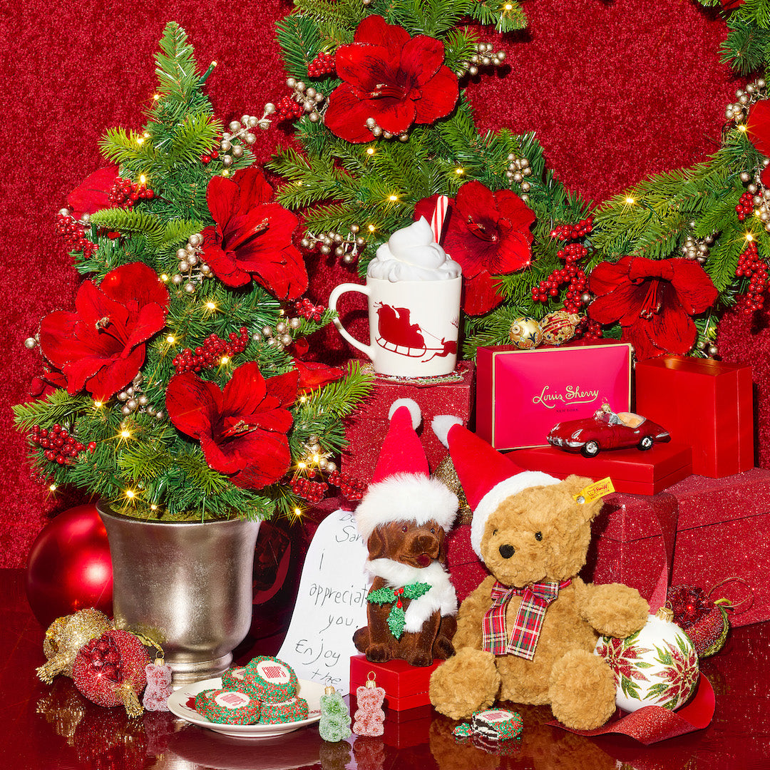 Adorable Puppy in Santa Hat - Cute Christmas Pet Costume for Dogs - Perfect for Holiday Photos & Festive Celebrations