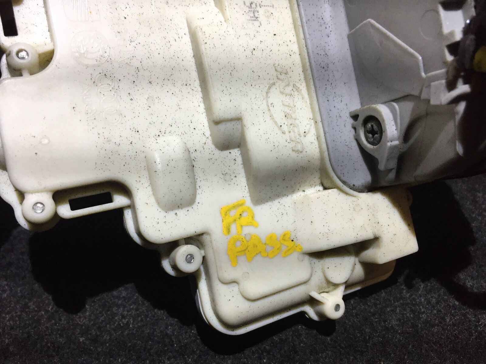05-08 Audi A4 Right Front Passenger Door Lock Latch Actuator - OEM Replacement Part - Perfect for Car Door Lock Repair & Security Upgrade