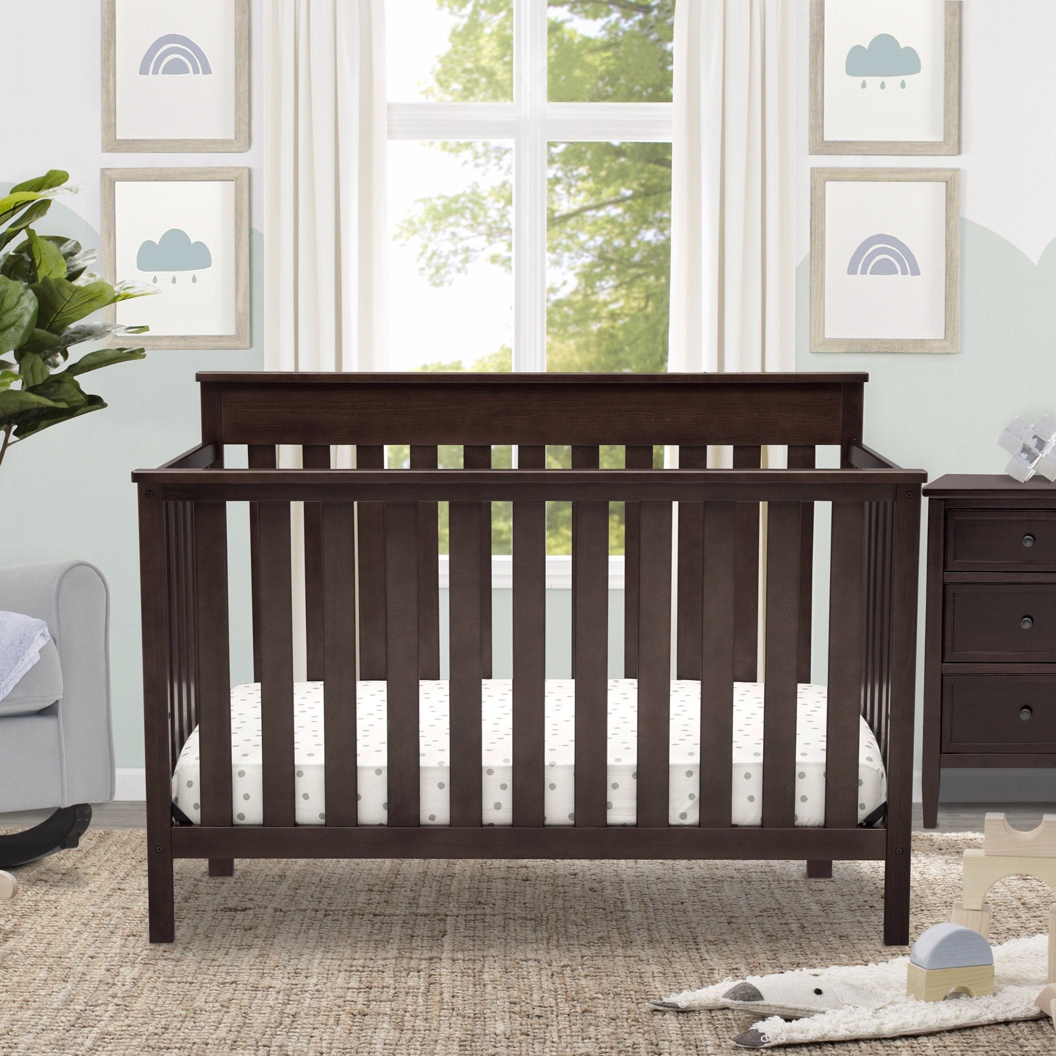 Kingswood 4-in-1 Convertible Baby Crib to Toddler Bed - Safe & Stylish Nursery Furniture for Newborns & Infants - Perfect for Bedrooms, Daycare & Nursery Decor