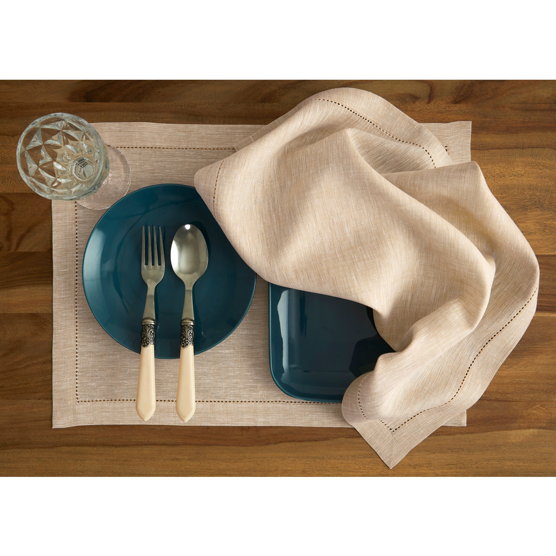 Premium Milan Placemats Set of 4 - Waterproof & Heat-Resistant Table Mats for Dining, Kitchen, and Party Decor - Elegant Home Tableware Accessories