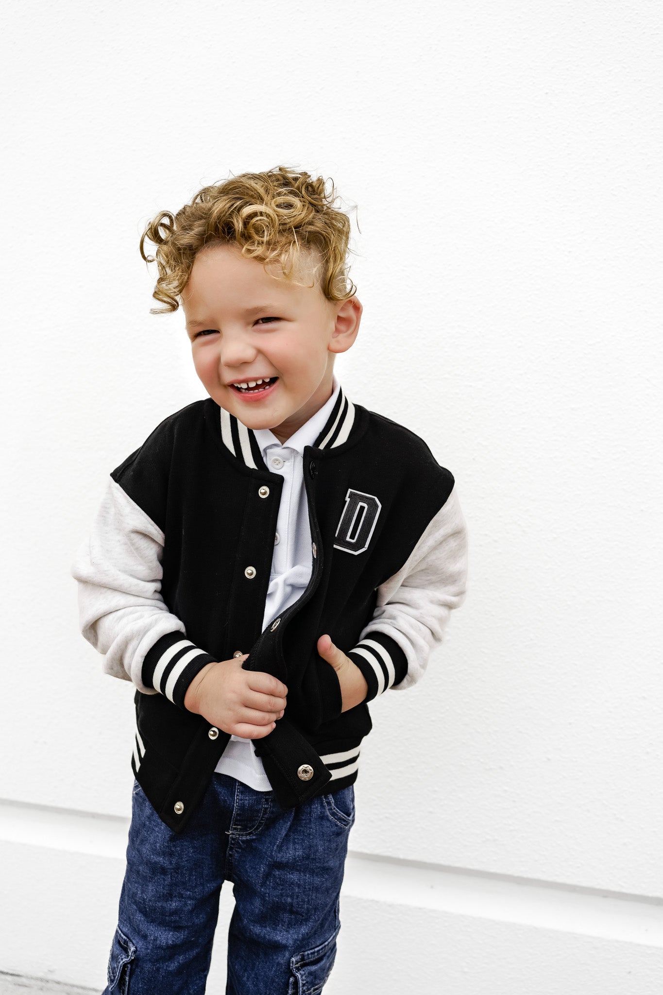 Stylish Black Varsity Jacket for Men & Women - Trendy Letterman Jacket for Casual Wear, Sports, and School Events