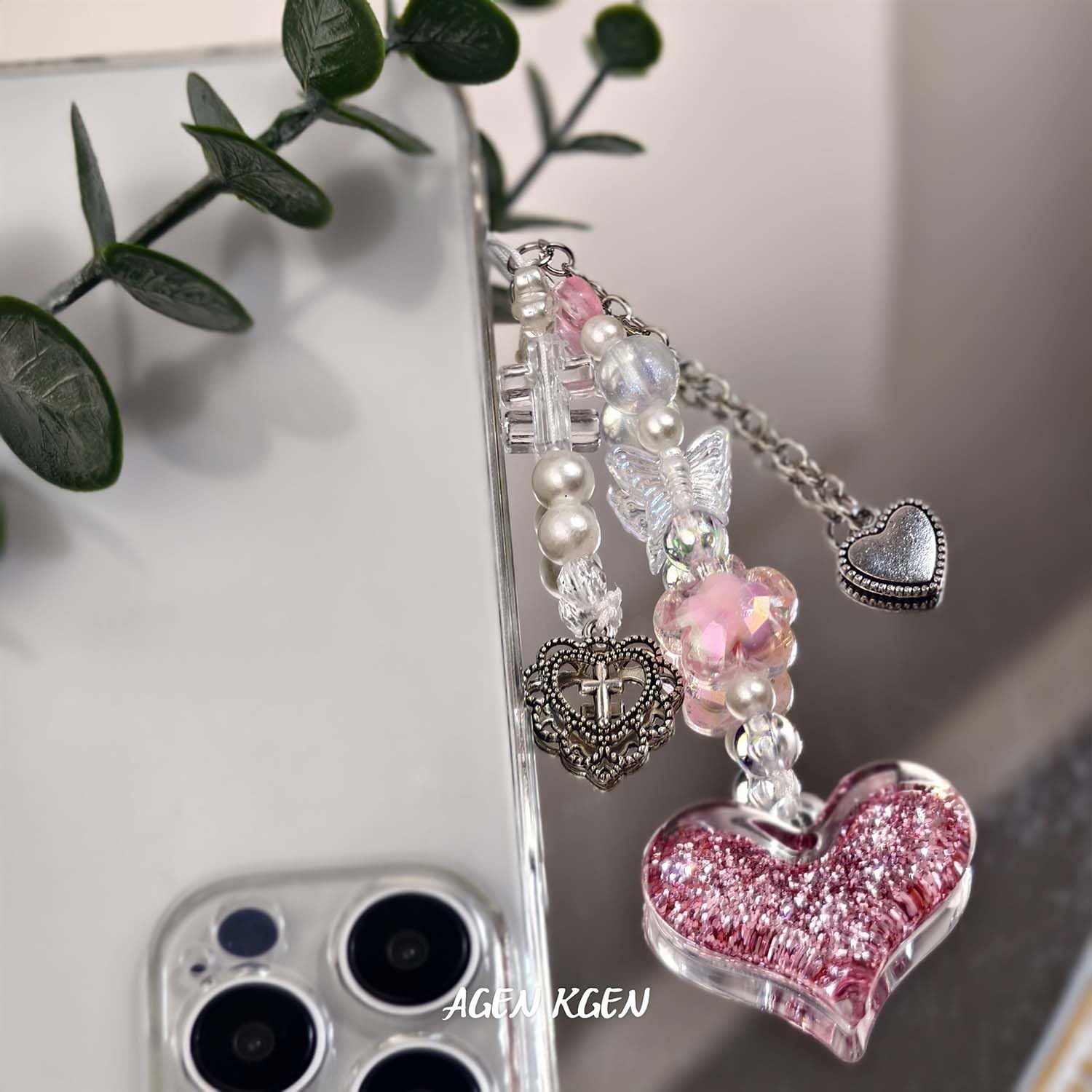 Y2K Pink Phone Charm - Cute Strawberry Star Heart Pendant for Women | Camera Bag & Phone Accessory Decor | Perfect for Selfies, Gifts & Kawaii Fashion