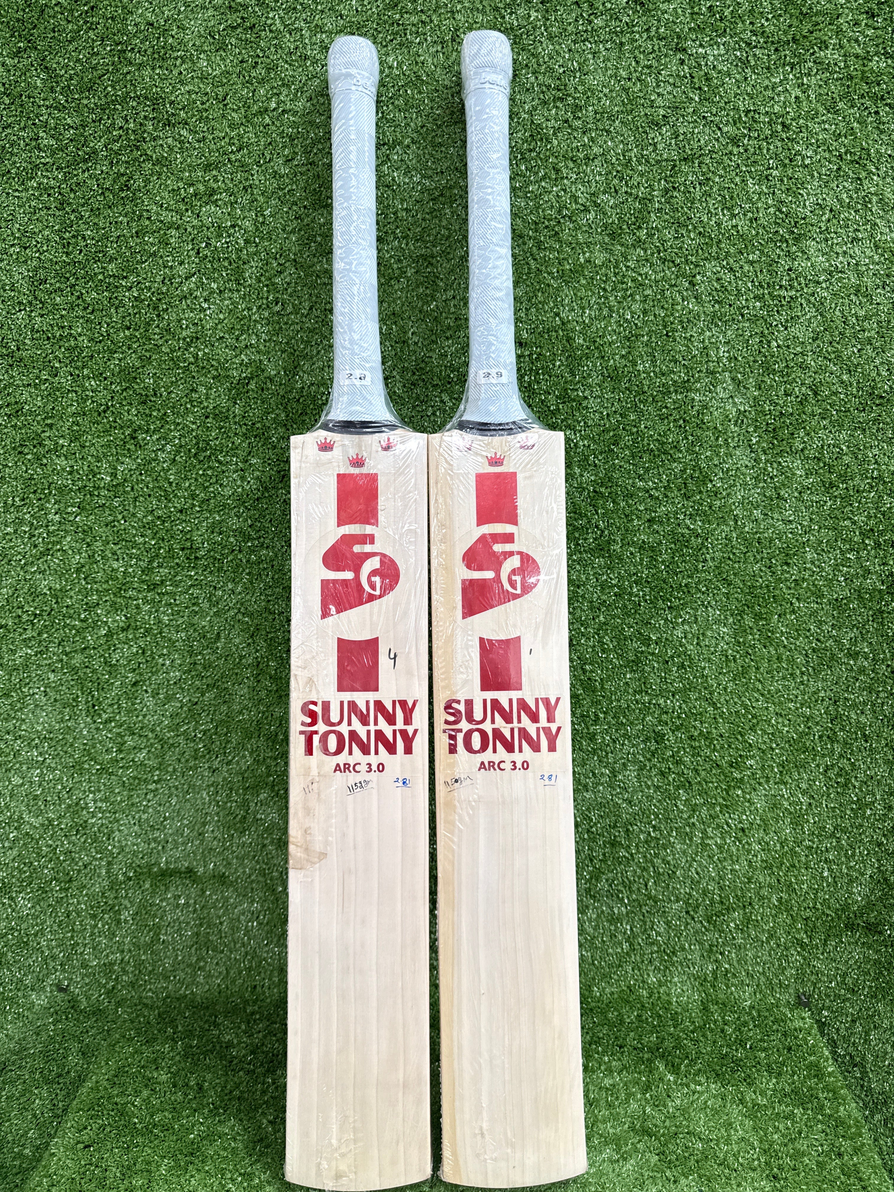 SG Sunny Tonny Arc 3.0 English Willow Cricket Bat - Premium Grade for Professional Players - Perfect for Matches & Practice Sessions