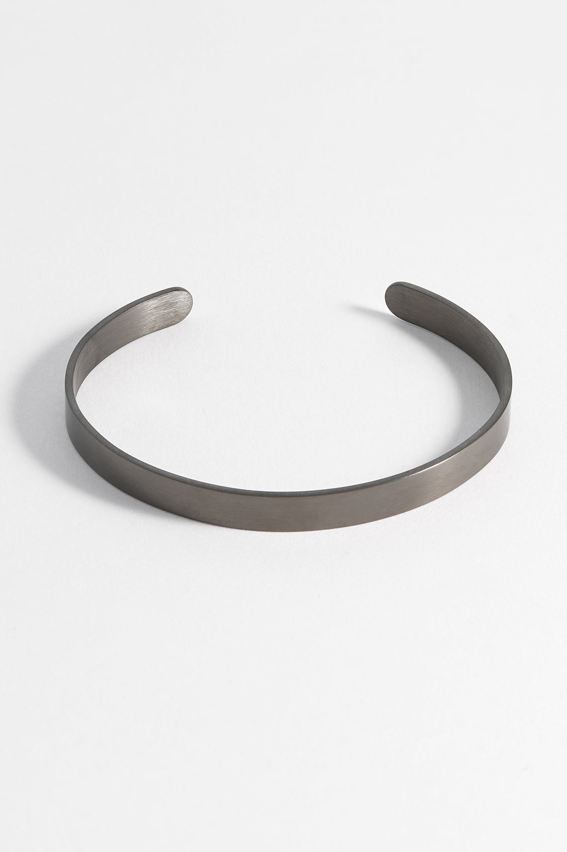 Stylish Men's Cuff Bracelet - Adjustable Bangle for Men - Fashionable Stainless Steel Wristband - Perfect for Casual Wear, Gifts & Special Occasions