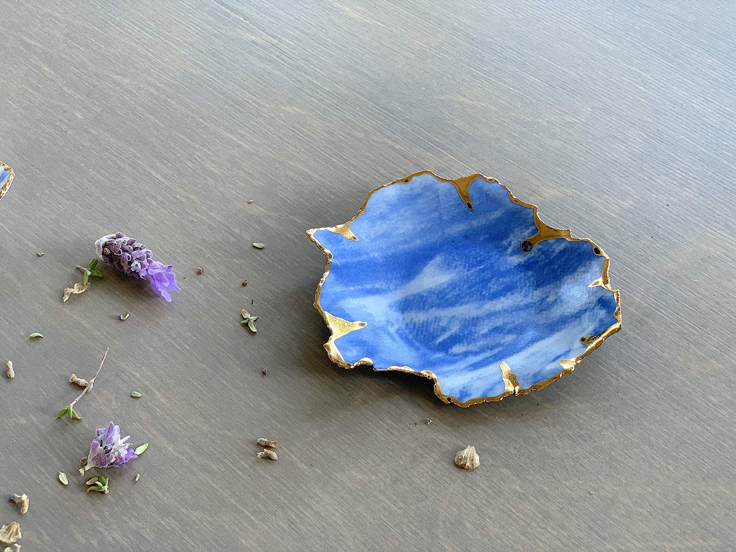 Handmade White Blue Gold Marbled Ceramic Ring Dish - Unique Jewelry Tray for Women & Men - Perfect for Wedding, Anniversary, Birthday Gifts - Elegant Home Decor for Bedroom, Bathroom & Vanity Organization