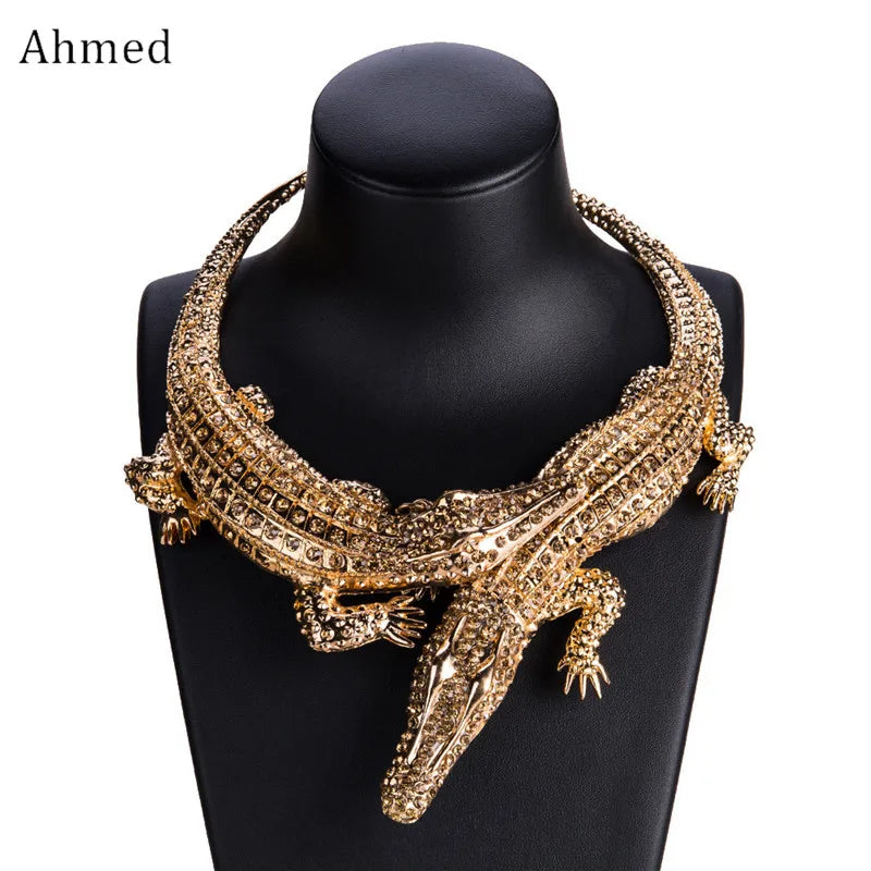 Exaggerated Punk Crystal Crocodile Necklace for Women - Trendy Statement Collar Jewelry with Full Rhinestones - Perfect for Gothic Fashion, Night Out, and Punk Style Accessories