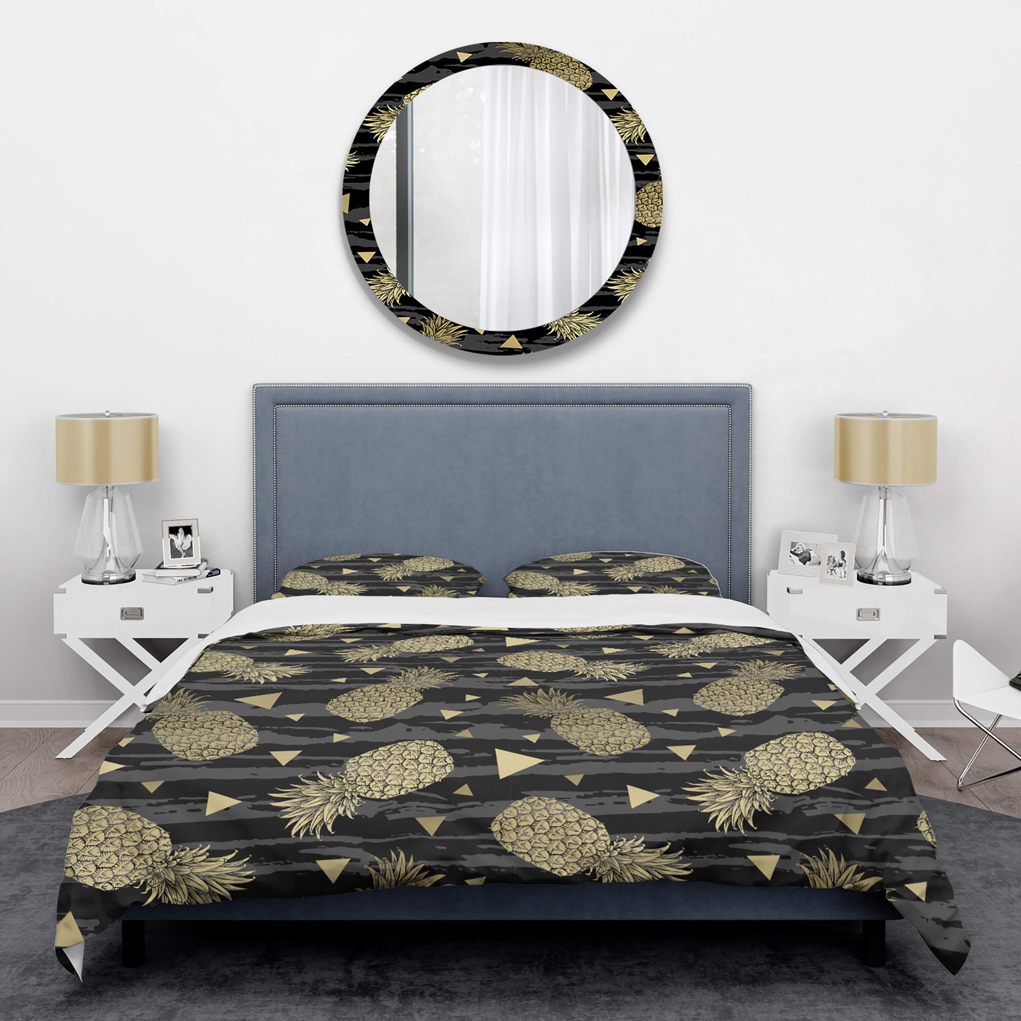 DesignQ Golden Pineapple on Black Mid-Century Modern Duvet Cover Set - King Size 3-Piece Bedding (Duvet Cover + 2 Pillow Shams) - All Season Luxury Bedding for Vintage Inspired Home Decor - Perfect for Master Bedroom, Guest Room & Bohemian Style Interiors
