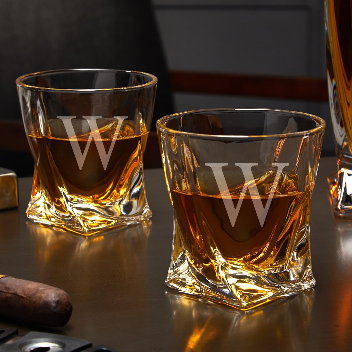 Personalized Whiskey Gift Set - Engraved Wooden Box & 2 Twist Glasses - Perfect for Anniversary, Birthday, Father's Day & Special Occasions