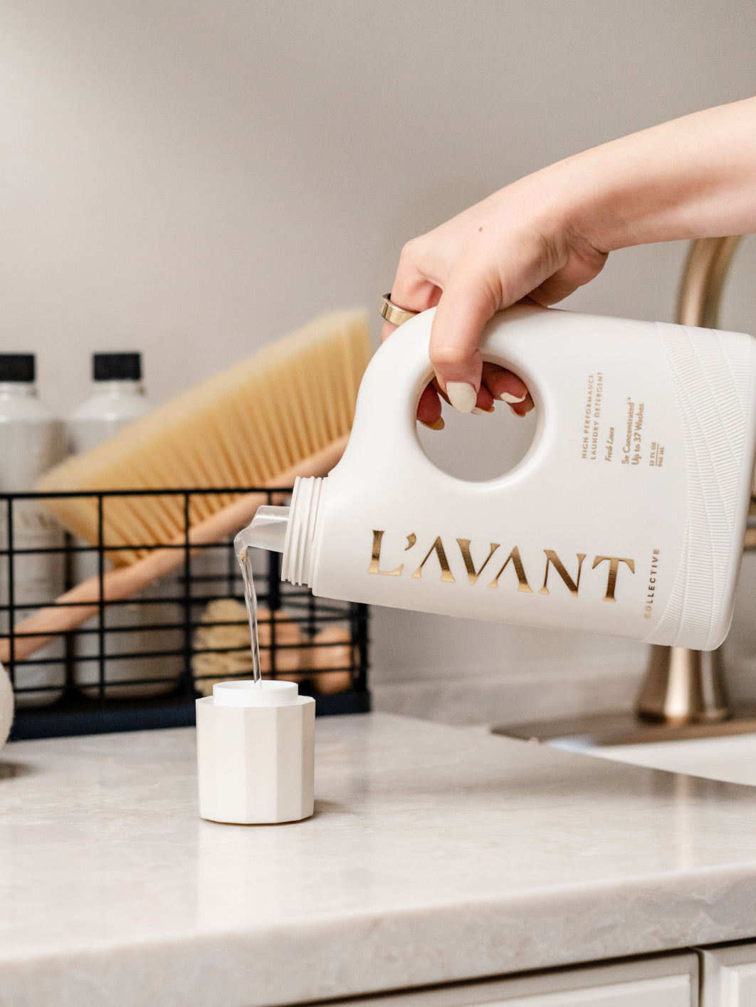 Best High-Performing Laundry Detergent for Stain Removal - Fresh Scent & Gentle on Clothes | Ideal for Families, Gym Clothes & Tough Stains