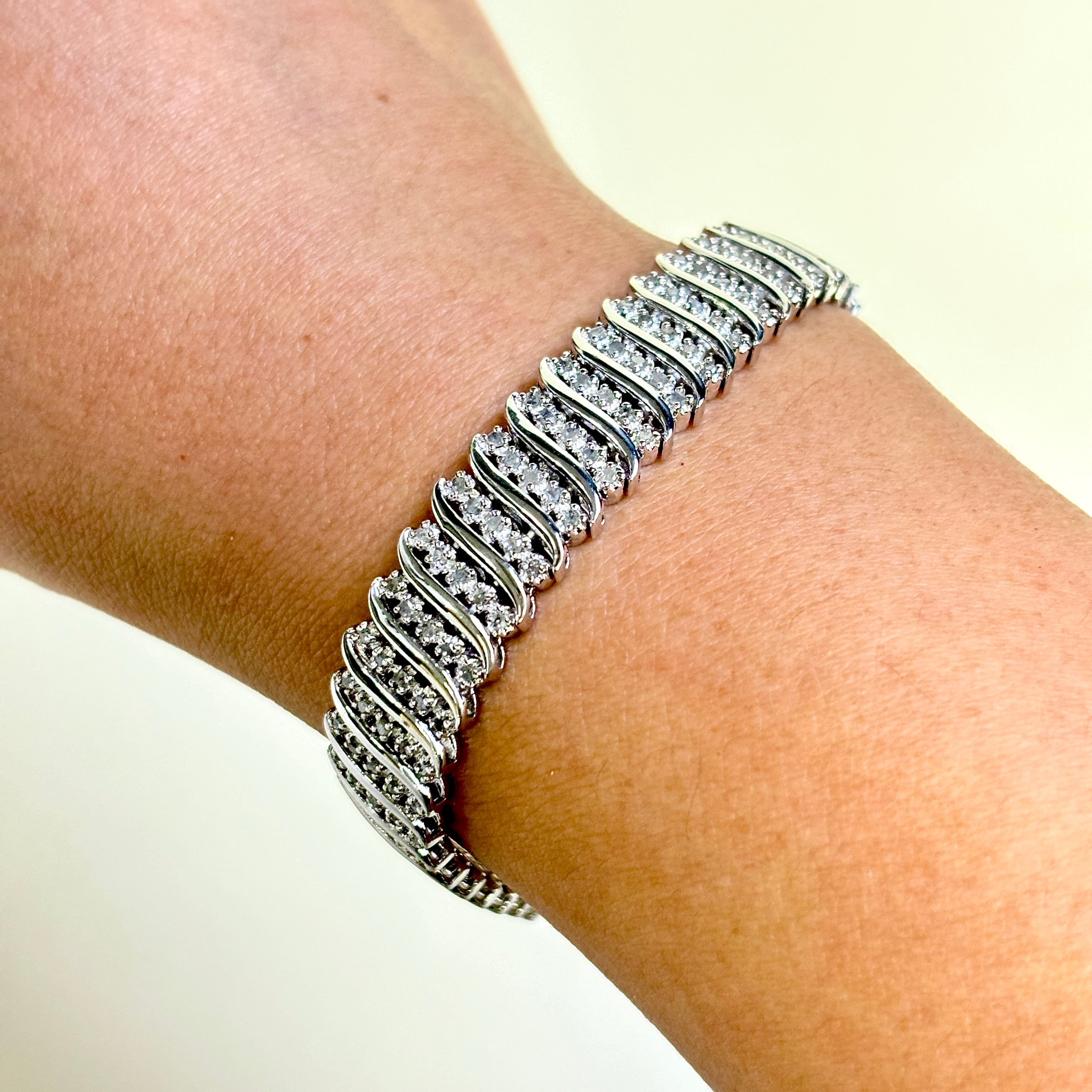 Elegant 1.41ctw Silver Tennis Bracelet for Women | 7 Inch Adjustable Sterling Silver Diamond Bracelet | Perfect for Weddings, Anniversaries & Special Occasions