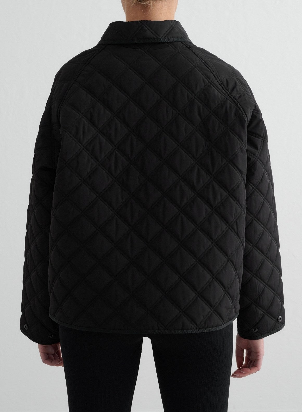 Black Quilted Women's Jacket - Stylish Winter Coat for Outdoor Activities, Fashion & Casual Wear