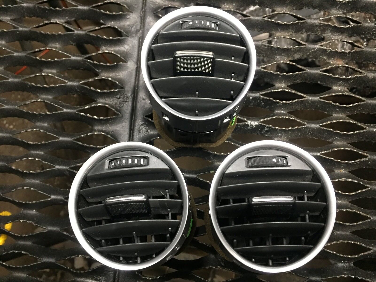 Original Audi A4 B6 (2003-2009) Dashboard Center Air Vent - OEM Replacement 3-Piece Set - Perfect for Interior Repair & Car Restoration Projects