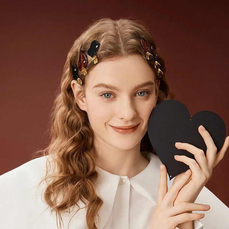 Janisa Pelican Jaw Clip - Strong Hair Clips for Thick Hair, Non-Slip Hair Claw Clips for Women & Girls - Perfect for Workouts, Beach, and Everyday Styling