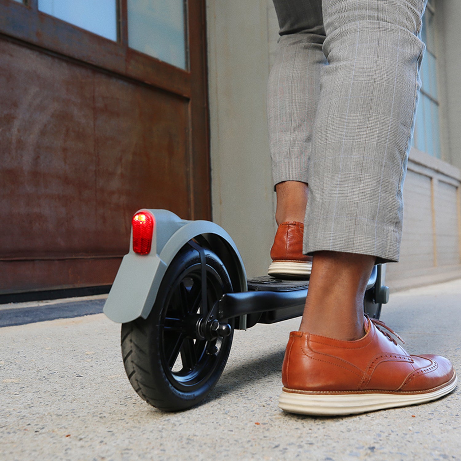 Eris Pro Electric Scooter - 350W Motor, 15.5MPH, 15.5 Mile Range - Foldable Commuter Scooter for Adults - Perfect for Urban Travel, Campus Commute & Last-Mile Transportation