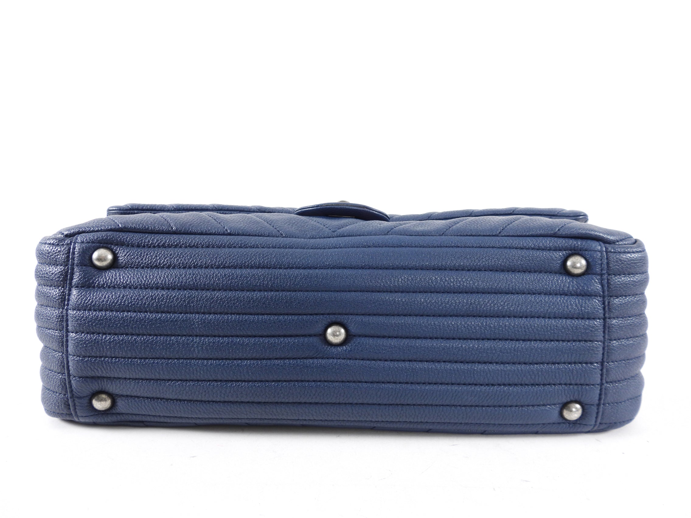 Chanel Navy Blue Chevron Quilted XXL Travel Flap Bag - Luxury Designer Handbag for Women, Spacious Tote for Travel & Everyday Use
