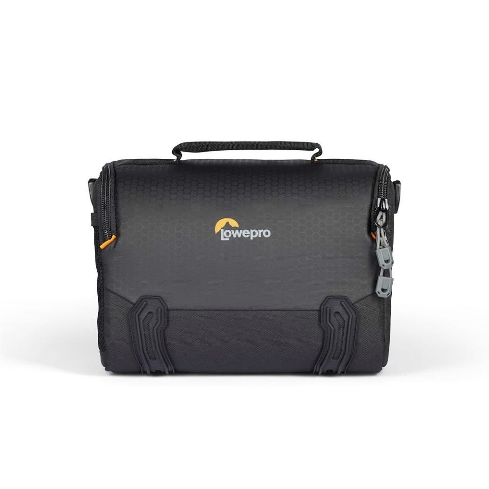 Lowepro Adventura SH 160 III Camera Shoulder Bag - Compact DSLR/SLR/Mirrorless Camera Case with Padded Protection (Black) - Perfect for Travel, Hiking & Everyday Photography
