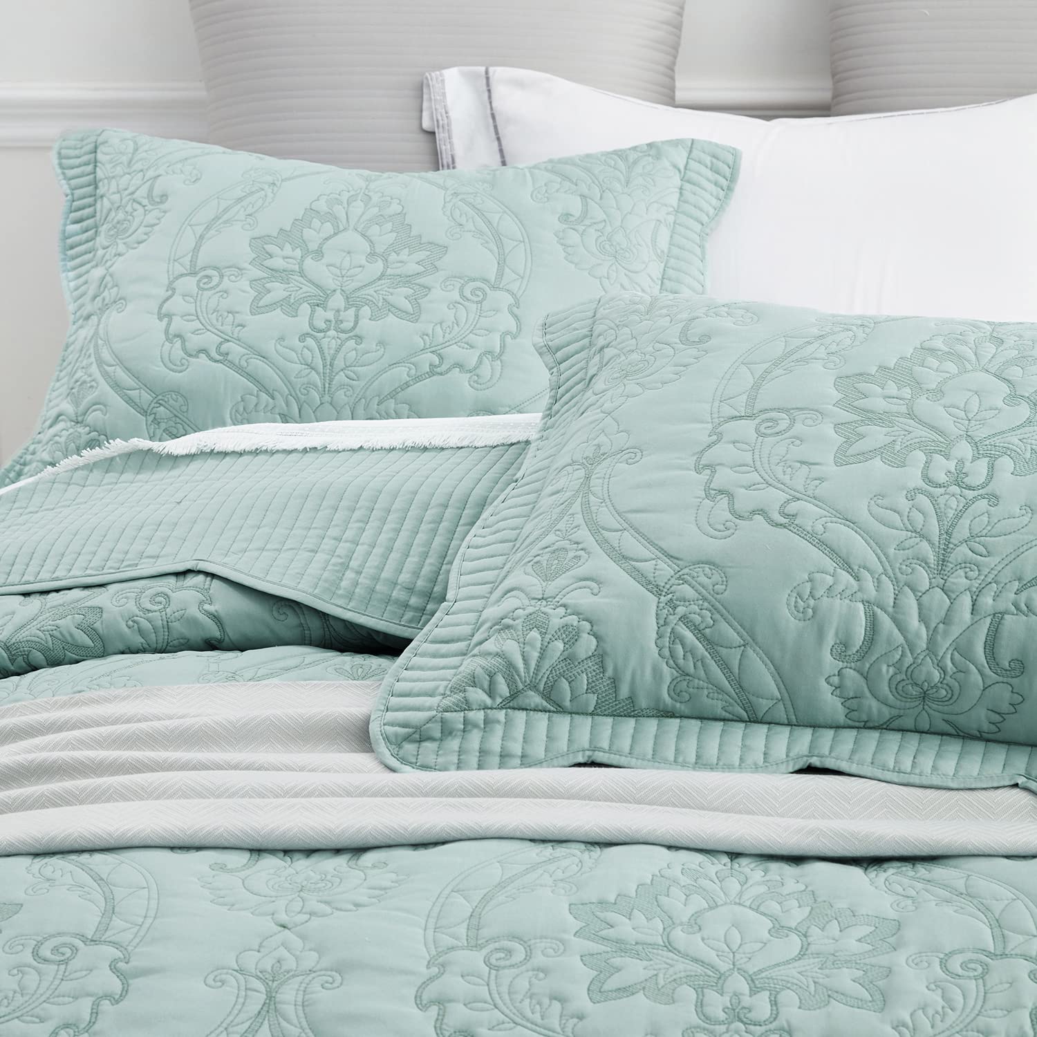 CHIXIN Full Size Lightweight Reversible 4-Piece Quilt Set - Elegant Damask Paisley Pattern Bedspread Coverlet with Beautiful Stitching (Seaglass) - Perfect for Guest Rooms, Master Bedrooms & Cozy Home Decor