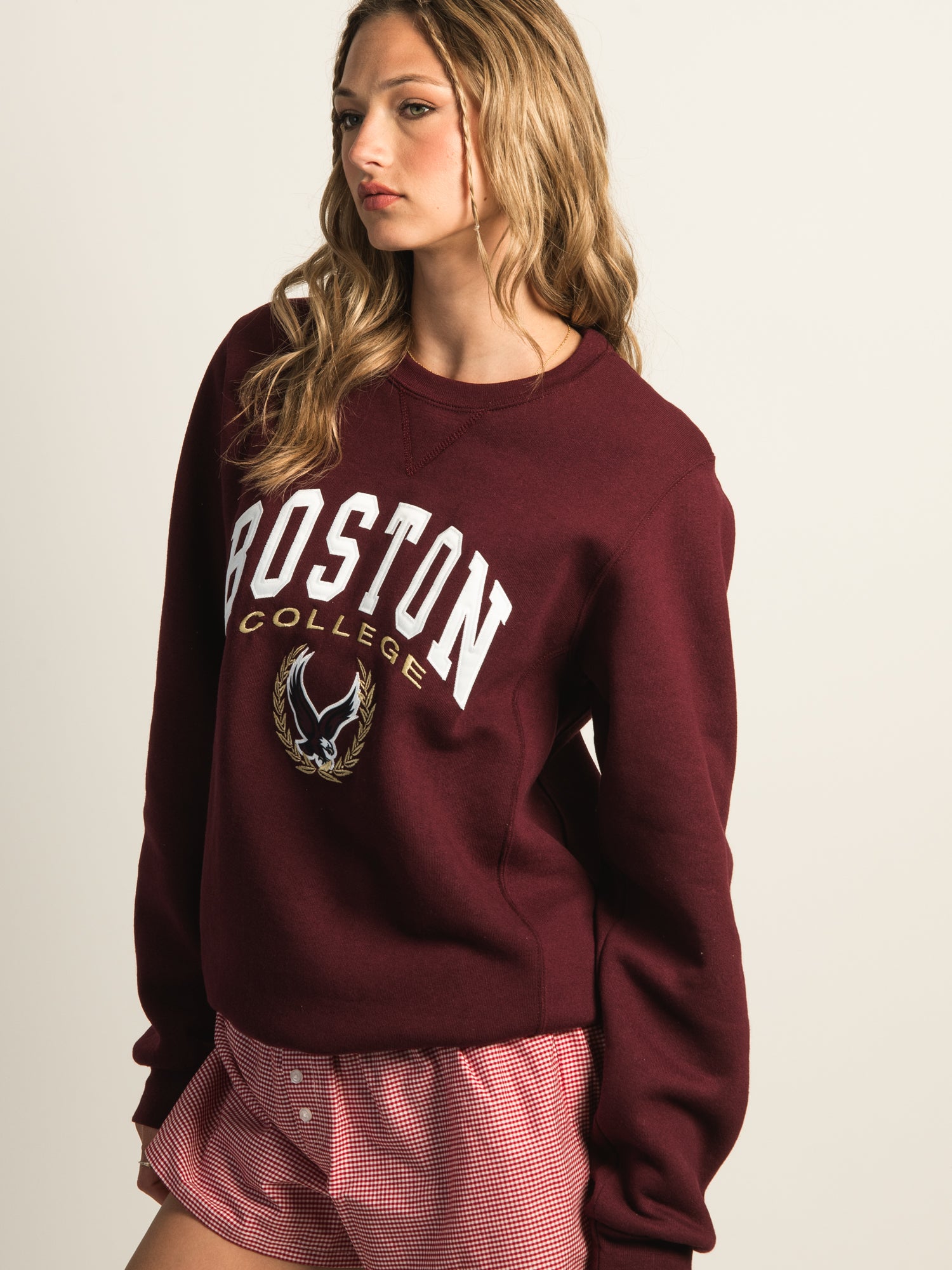 Boston Crewneck Sweatshirt - Comfortable & Stylish Unisex Pullover for Men & Women | Perfect for Casual Wear, Street Style & College Apparel