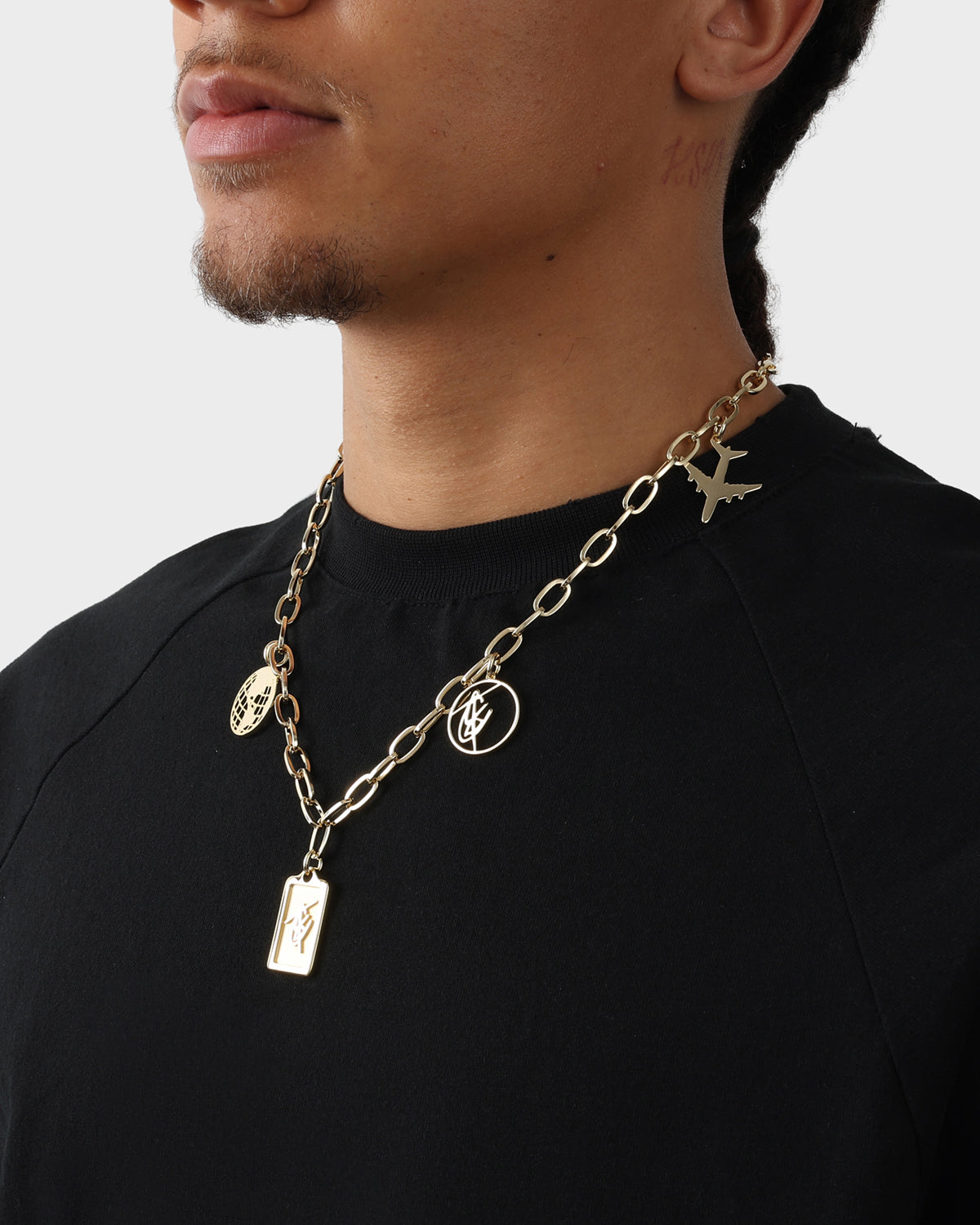 Elegant Gold Charm Necklace for Women - Perfect for Gifts, Parties, and Everyday Wear