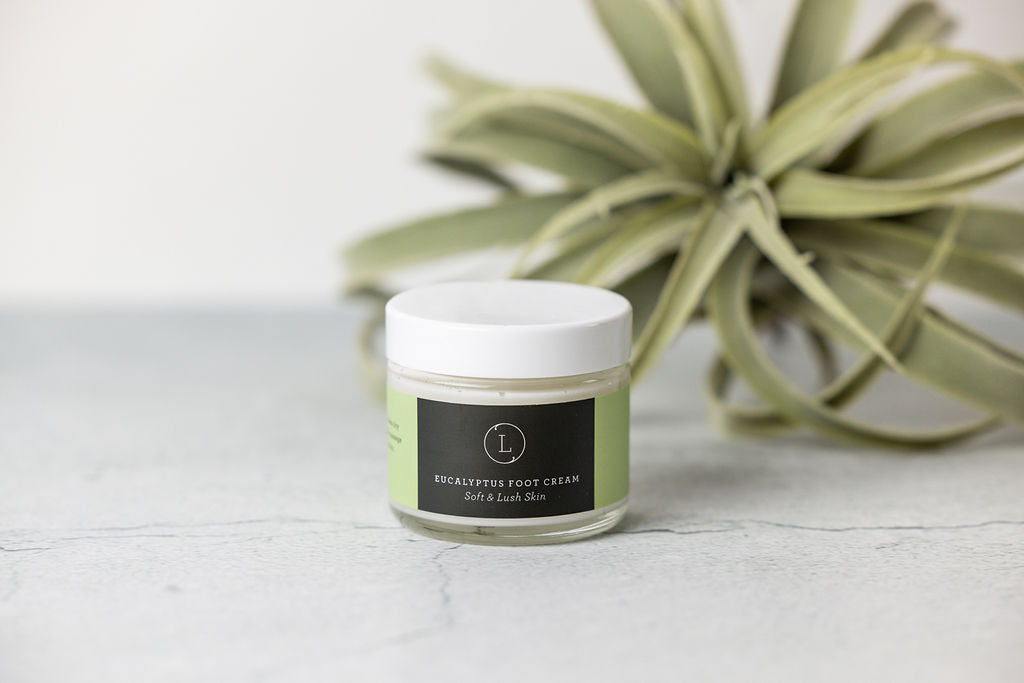 Natural Eucalyptus Men's Grooming Kit - Organic Skincare Set for Father's Day Gift - Perfect for Daily Face Care & Beard Maintenance