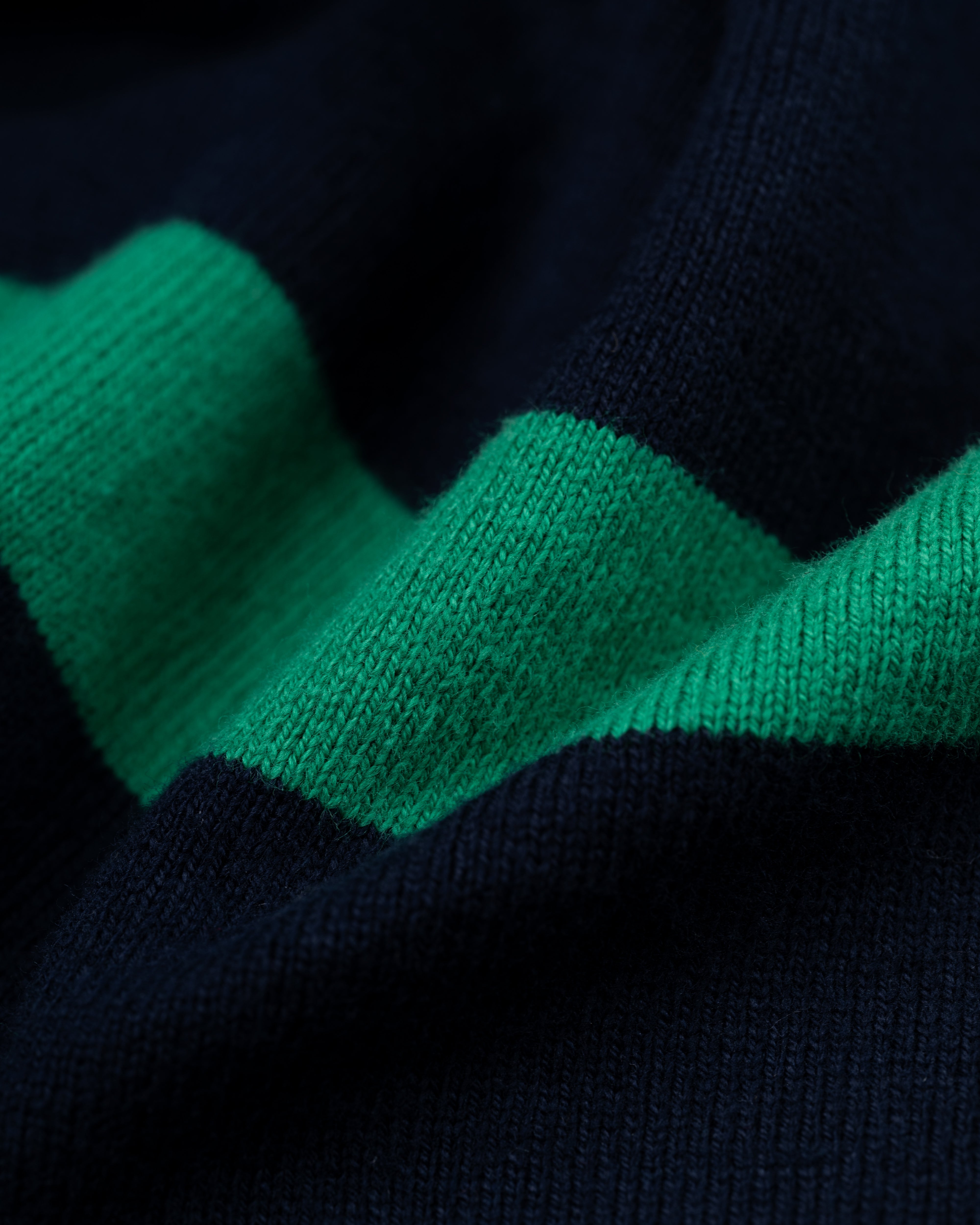 Stylish Striped Rugby Shirt for Men & Women | Breathable Cotton Sports Jersey | Perfect for Casual Wear, Game Day & Outdoor Activities