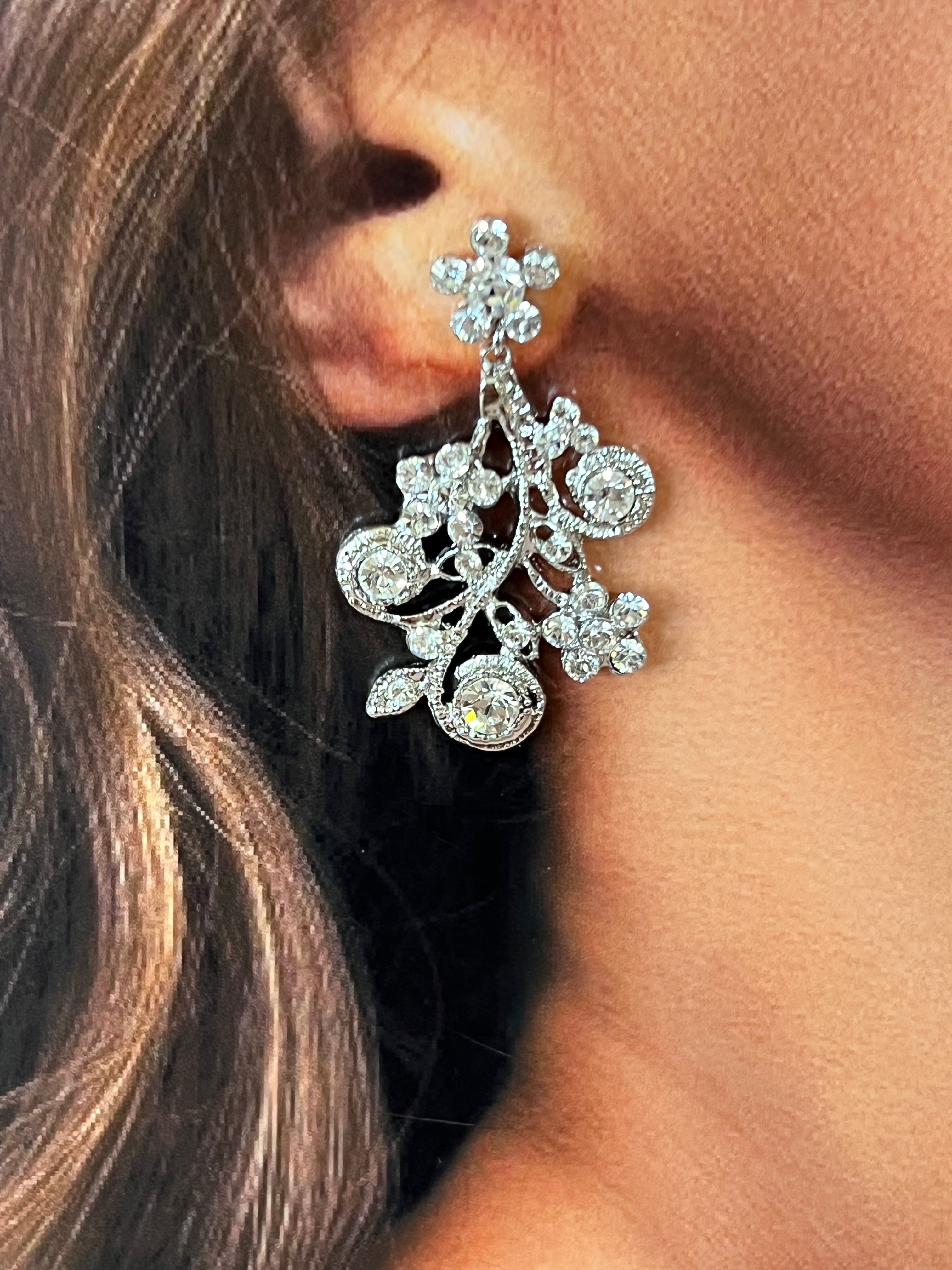 RUMI Earrings with Swarovski Crystals - Elegant Dangle Earrings for Women, Perfect for Parties, Weddings & Special Occasions