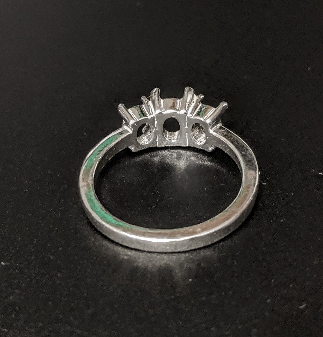 Solid Sterling Silver or 14kt Gold 6x4mm & 10x8mm Oval Ring Setting with Oval Accents - Size 8 (163551/143551) - Perfect for Engagement Rings, Wedding Bands & Jewelry Making