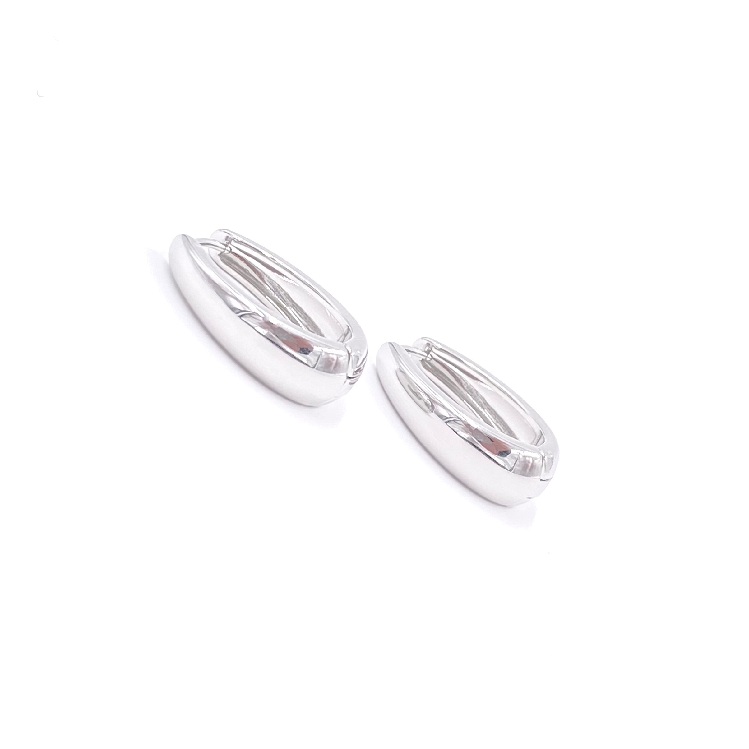 Chunky Oval Hoop Earrings for Women - 14K Gold Plated Stainless Steel Statement Jewelry - Perfect for Parties, Weddings & Everyday Wear