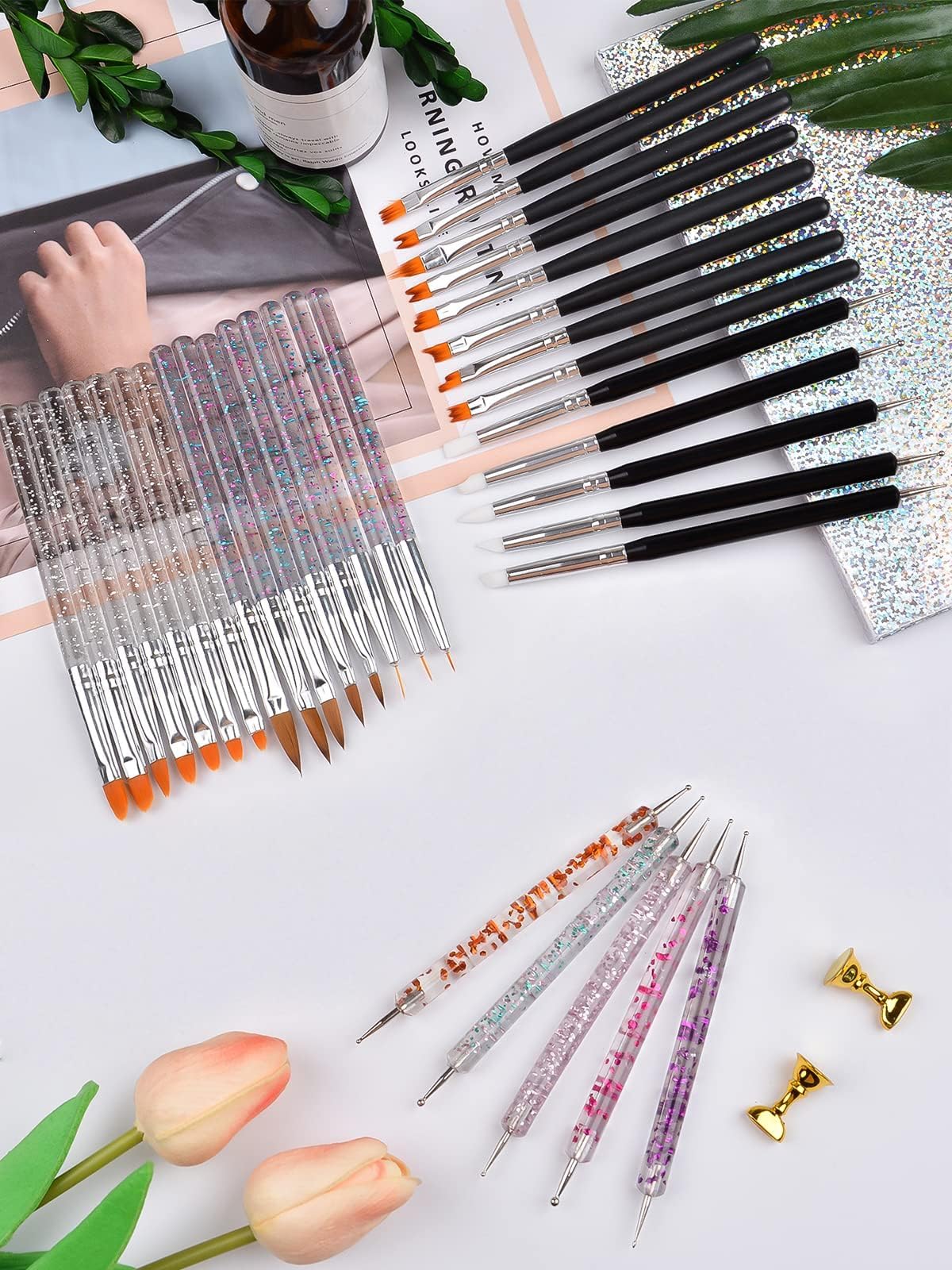 EBANKU 33pcs Acrylic Nail Brush Set - Professional UV Gel Nail Art Brushes Kit with Builder Brush, 3D Dotting Tools & Liner Painting Pens - Perfect for Nail Salon & Home DIY Manicure - Great for Nail Extensions, Gel Polish & Creative Nail Art Designs