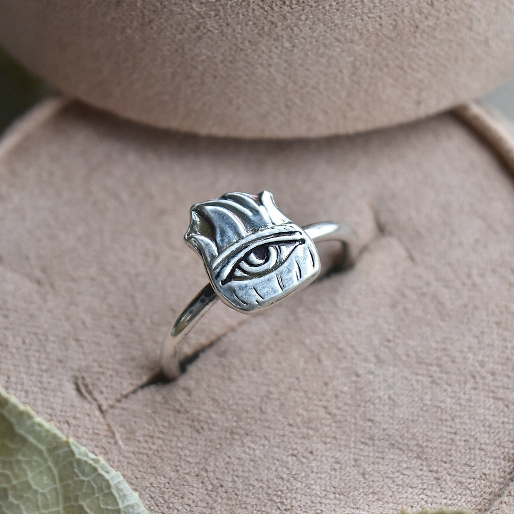 Fiery Eye Ring for Women - Elegant Red Gemstone Statement Jewelry - Perfect for Parties, Date Nights & Special Occasions