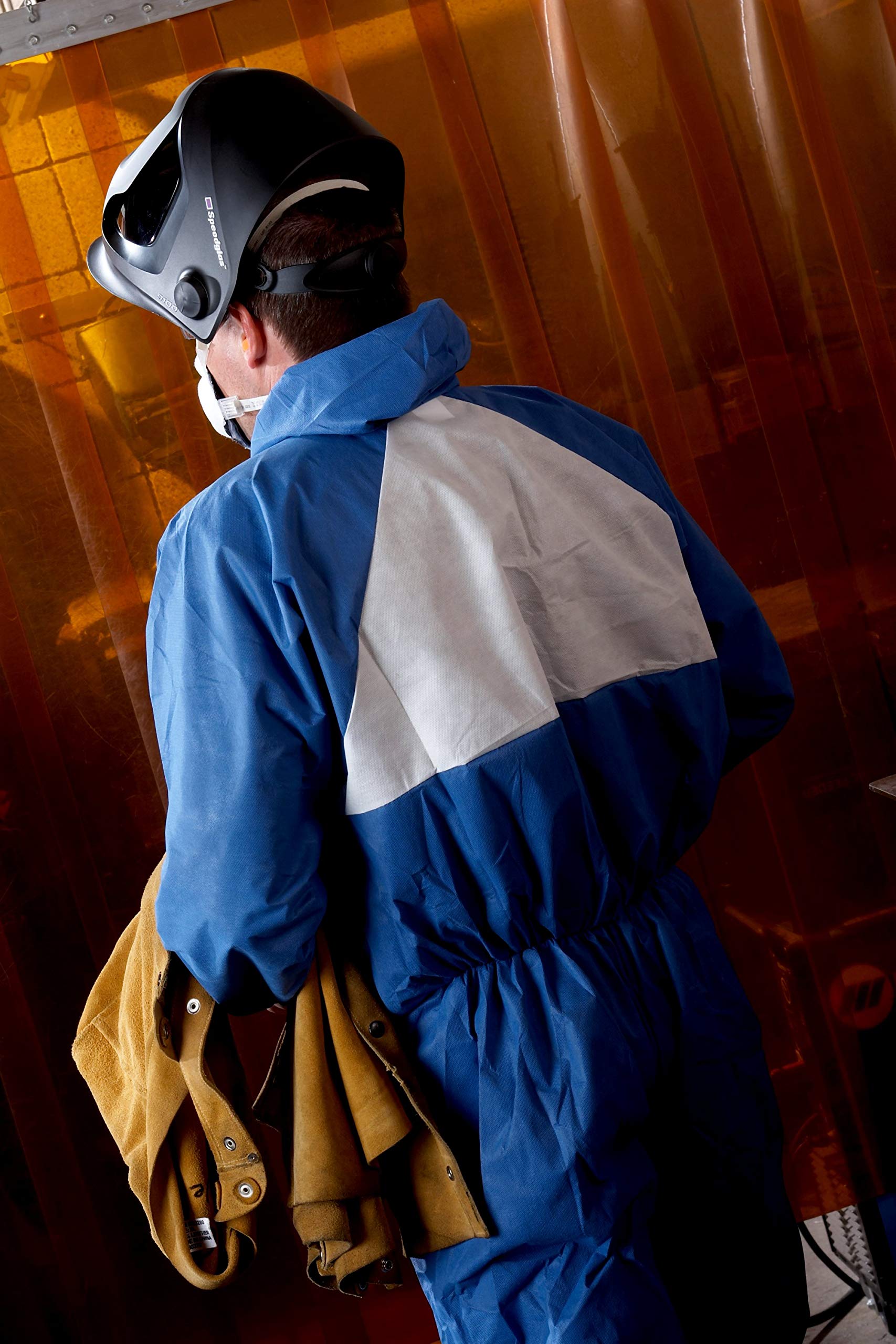 3M Protective Disposable Coveralls - Bulk Pack of 25, Hooded SMS Coveralls with Flame Resistant Treatment | Light Liquid Splash & Hazardous Dust Protection | Antistatic Large Size 4530-BLK-L | Ideal for Industrial Work, Chemical Handling & Hazardous Material Cleanup
