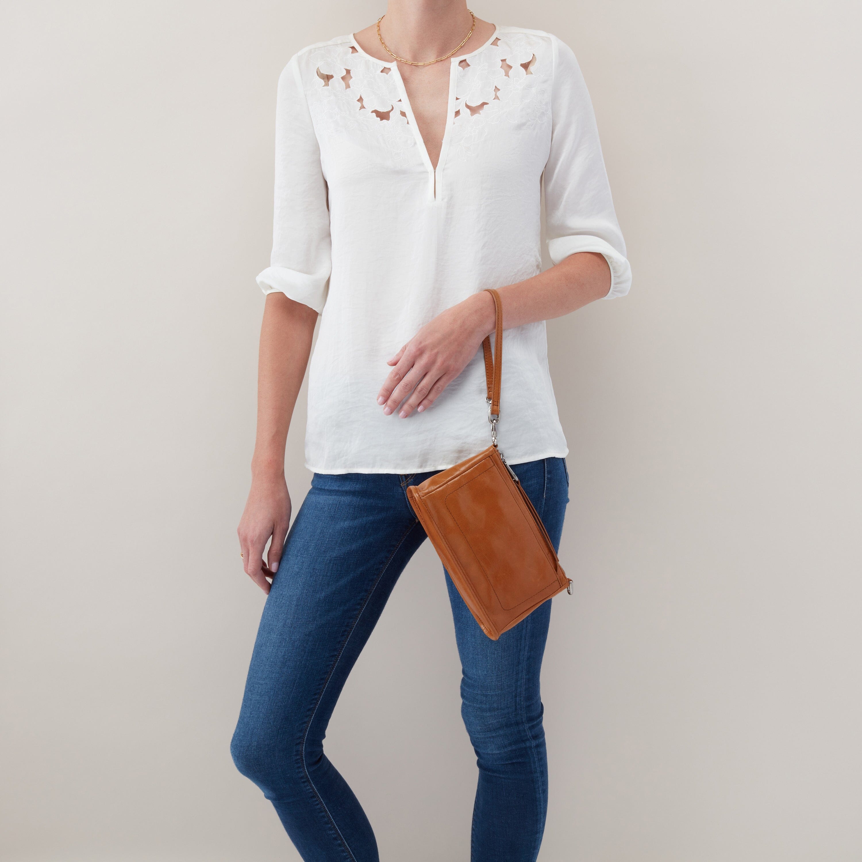 HOBO CADENCE CROSSBODY BAG - Stylish Leather Shoulder Purse for Women, Fashionable Handbag with Adjustable Strap, Perfect for Work, Travel & Everyday Use