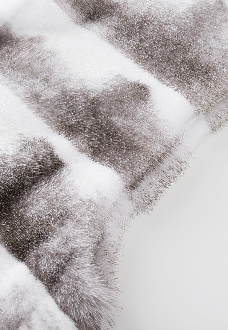 Ombré Effect Fur Gilet for Women - Trendy Panelled Vest with Gradient Color - Perfect for Winter Fashion, Layering & Outdoor Activities